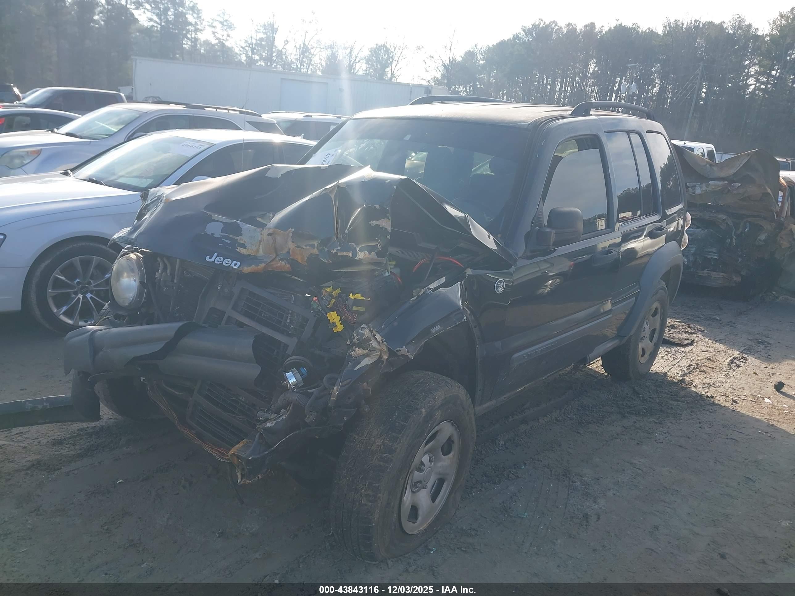 JEEP LIBERTY image 2