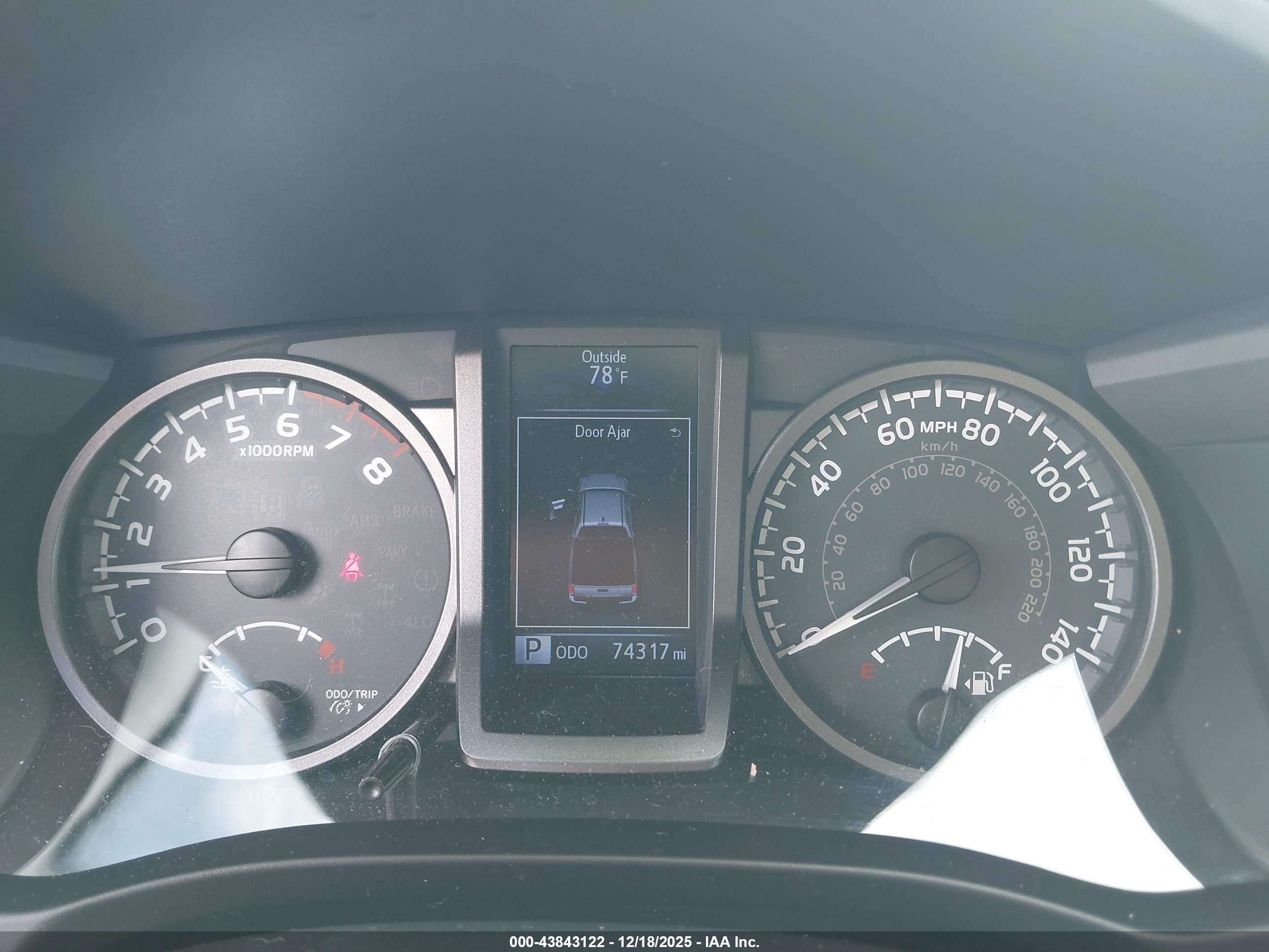 TOYOTA TACOMA image 7