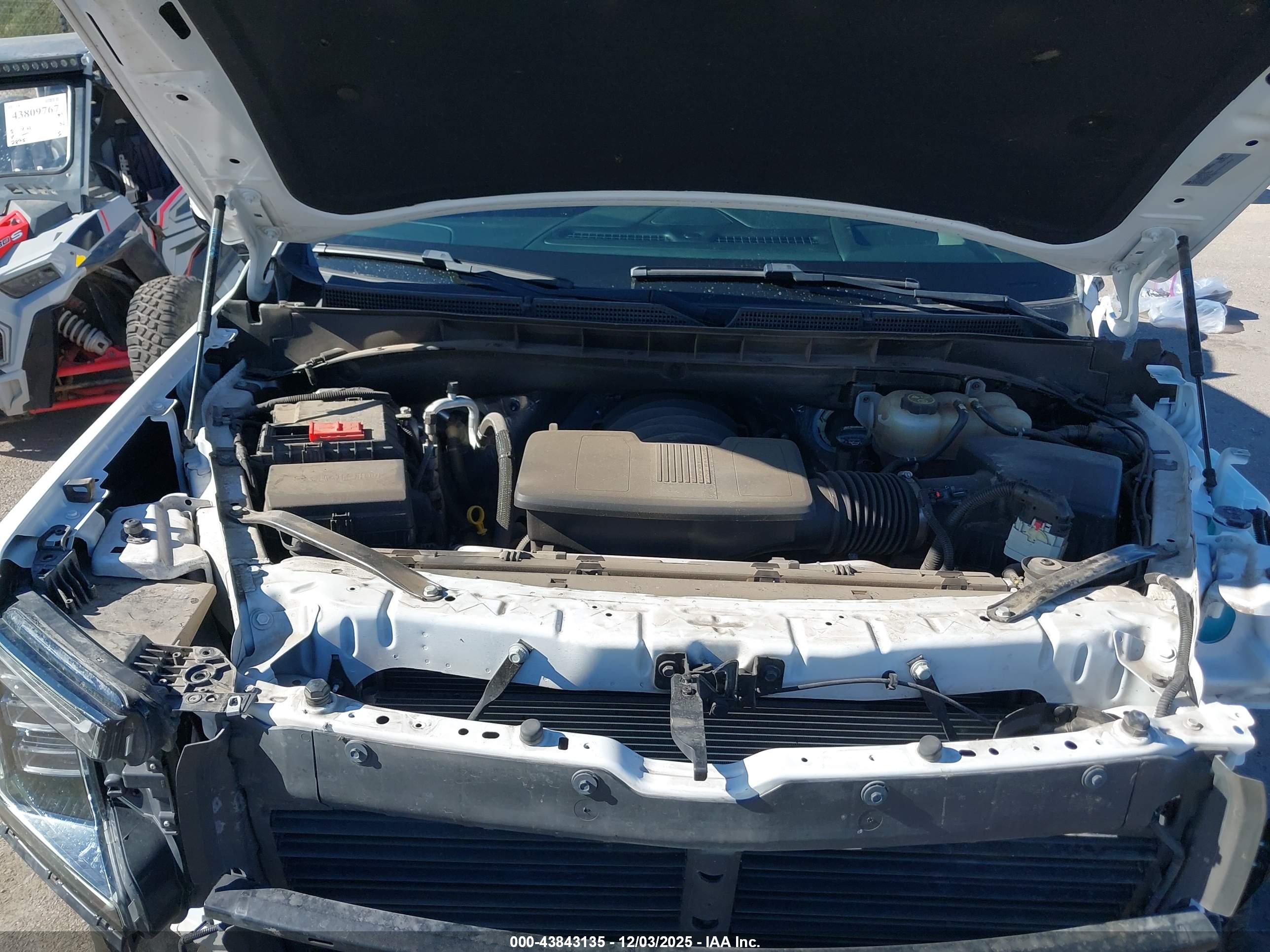 GMC YUKON image 10