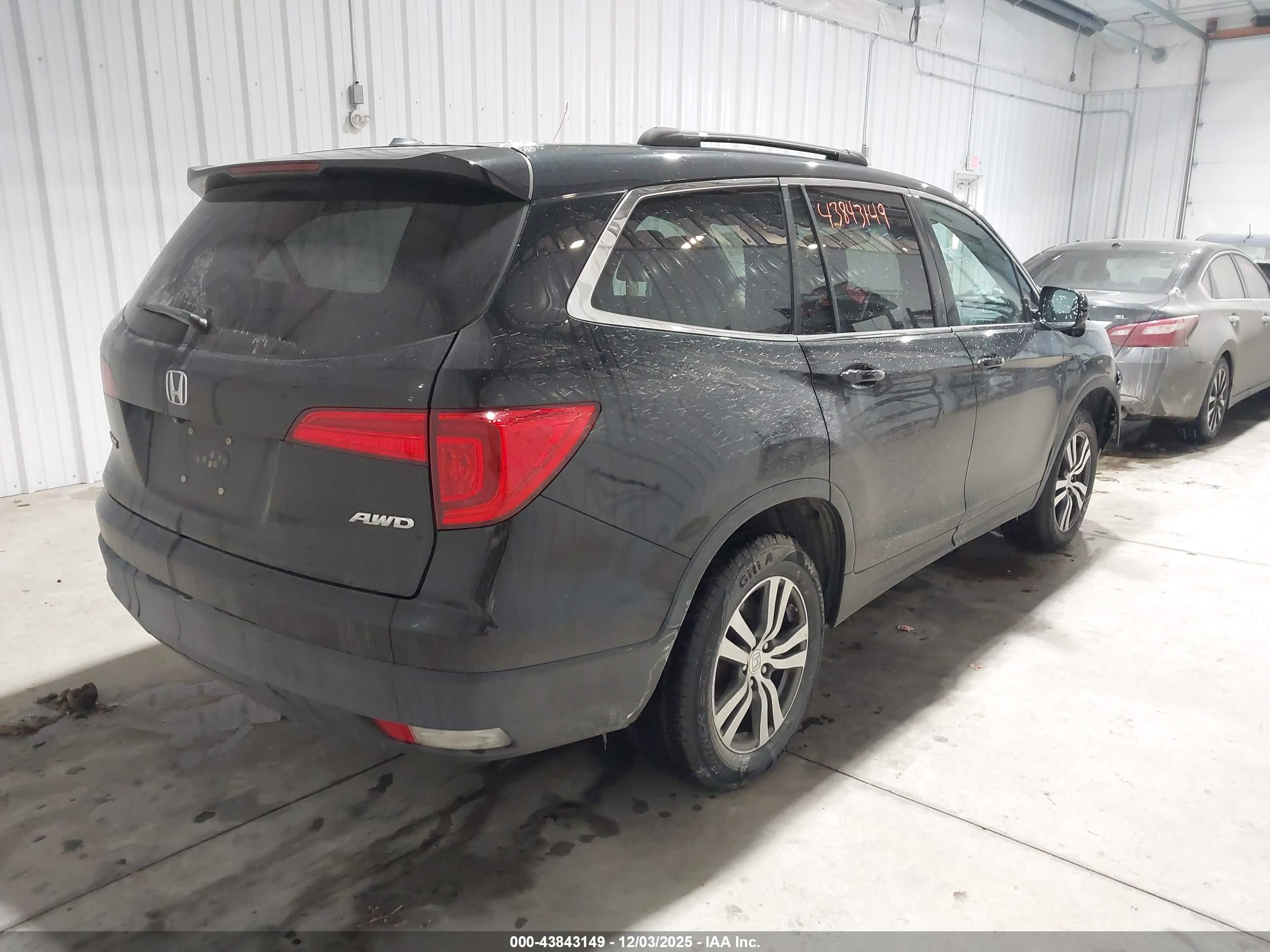 HONDA PILOT image 4