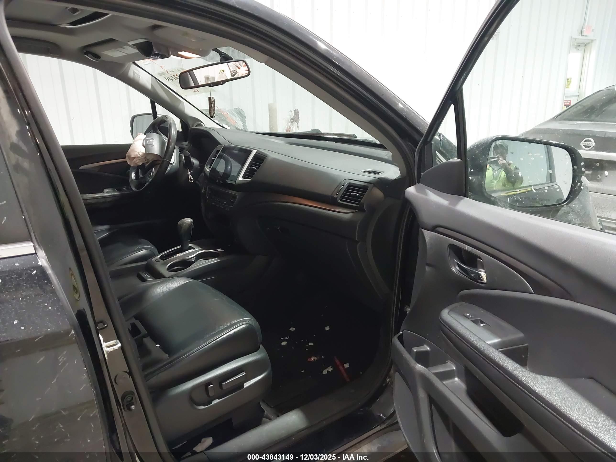 HONDA PILOT image 5