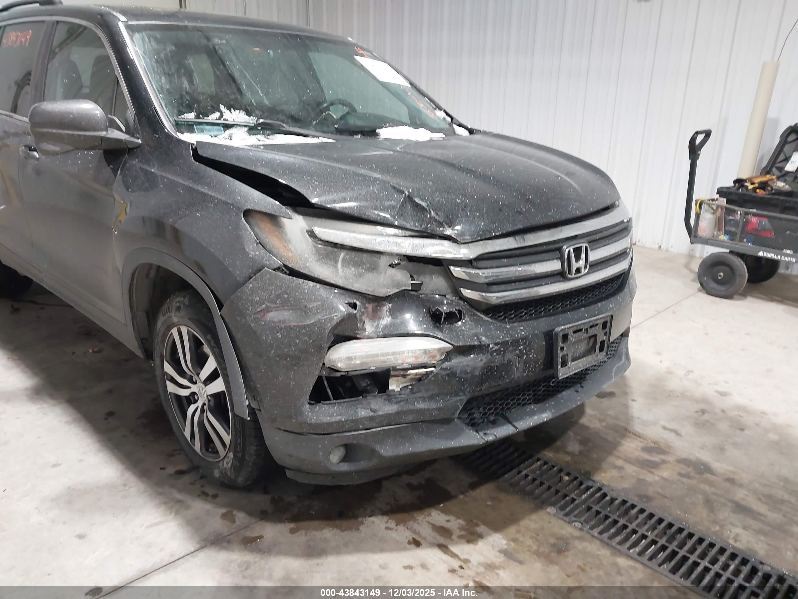HONDA PILOT image 6