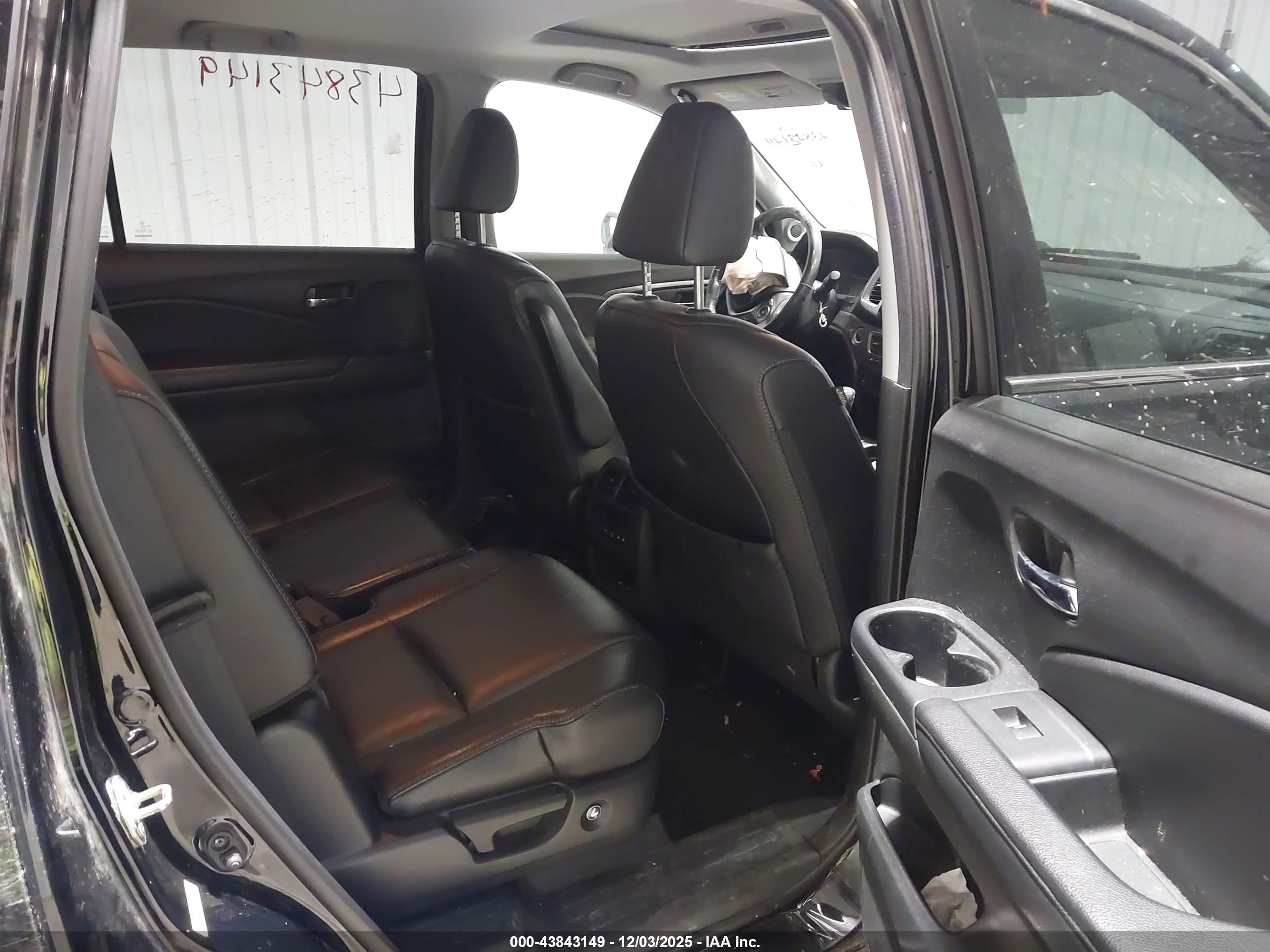 HONDA PILOT image 8