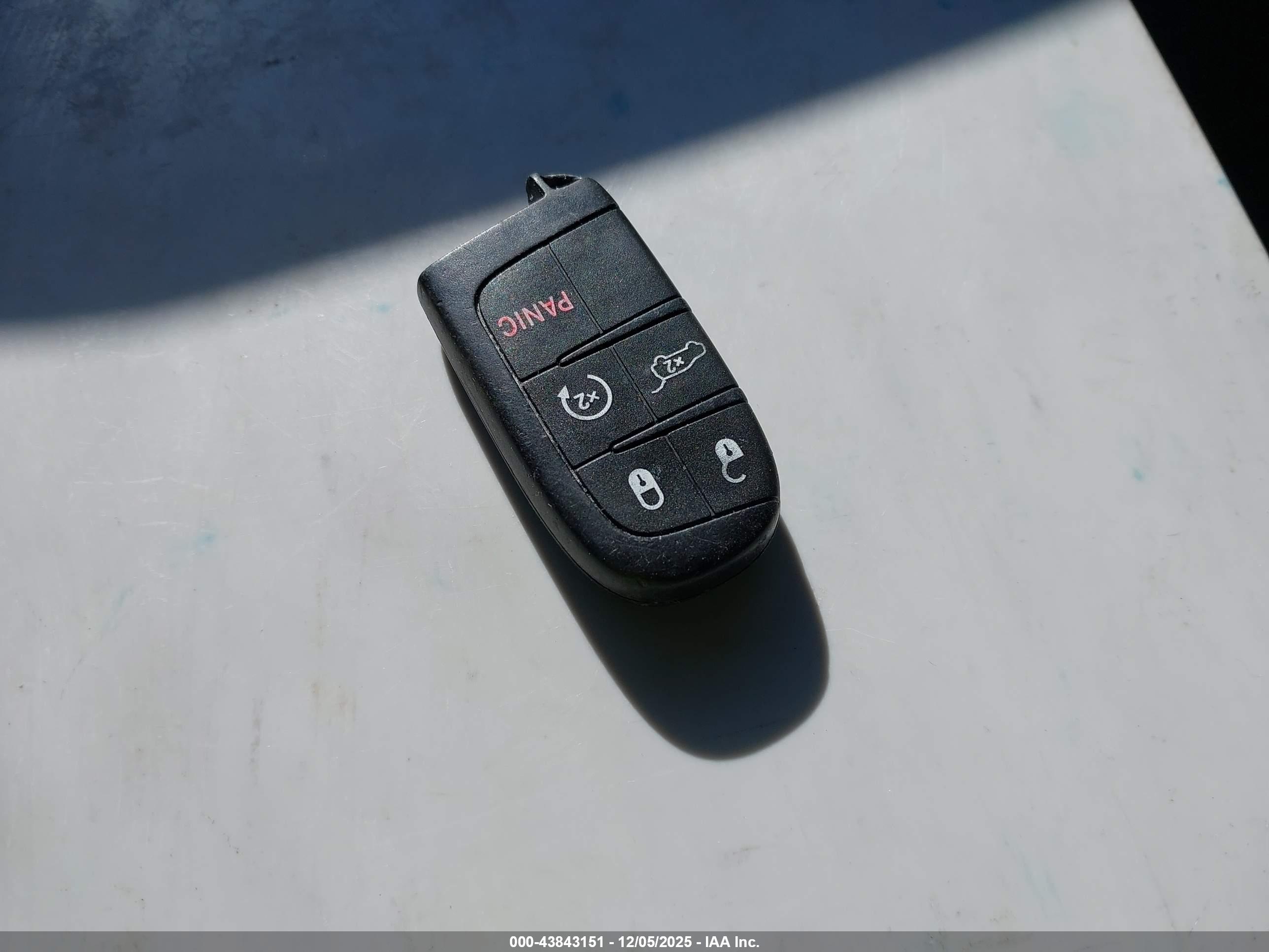 JEEP GRAND image 11