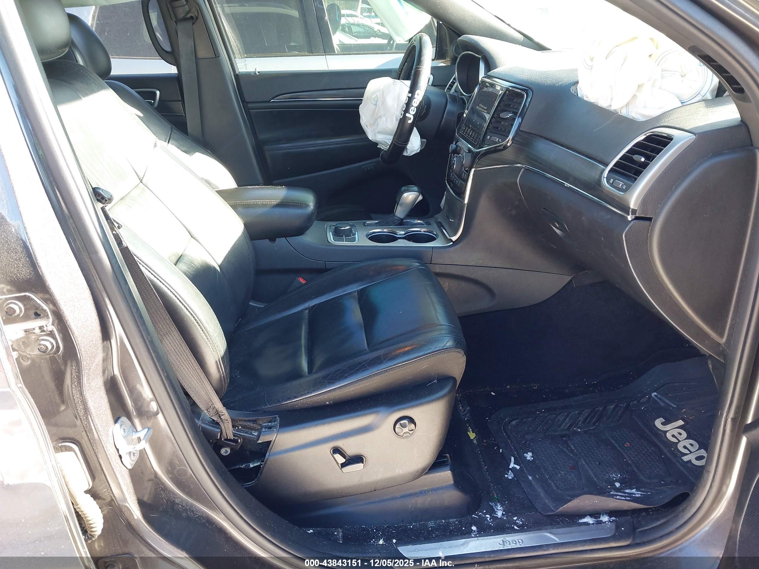JEEP GRAND image 5