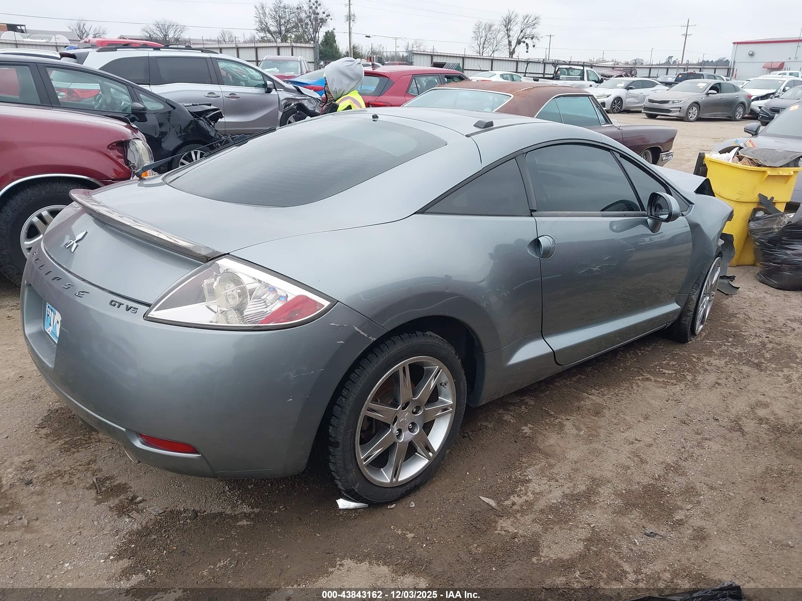 MITSUBISHI ECLIPSE image 4