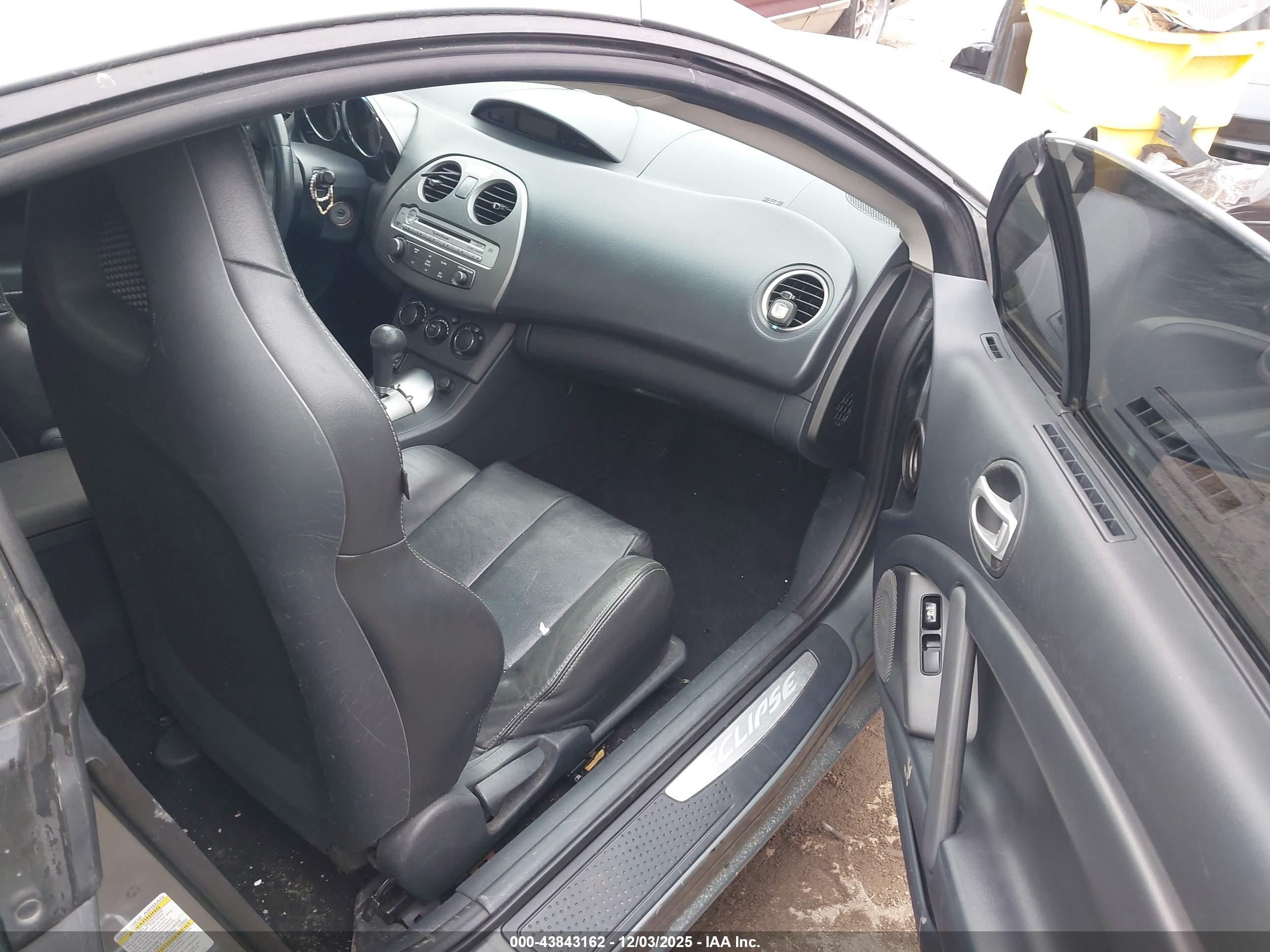 MITSUBISHI ECLIPSE image 5