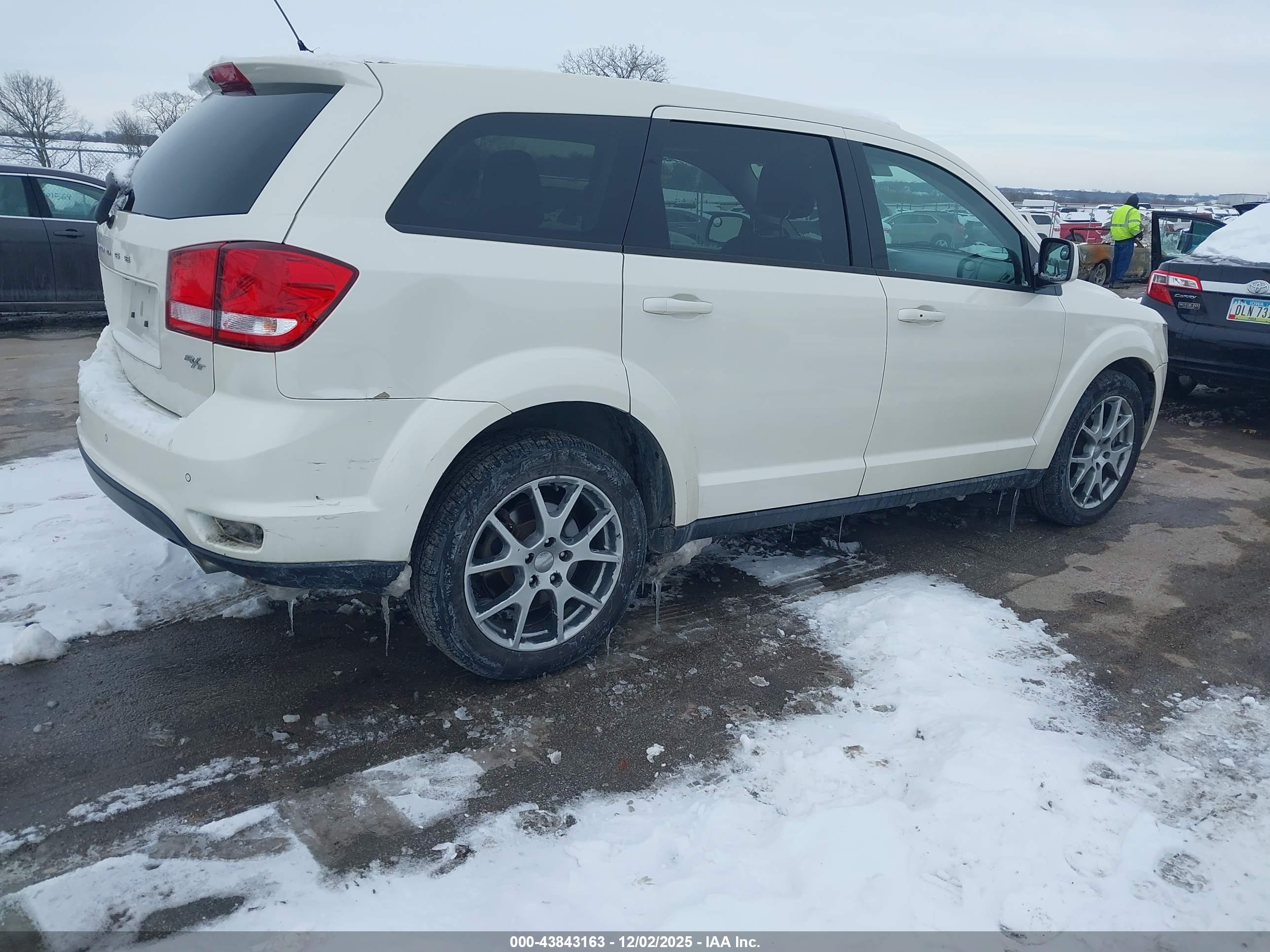 DODGE JOURNEY image 4