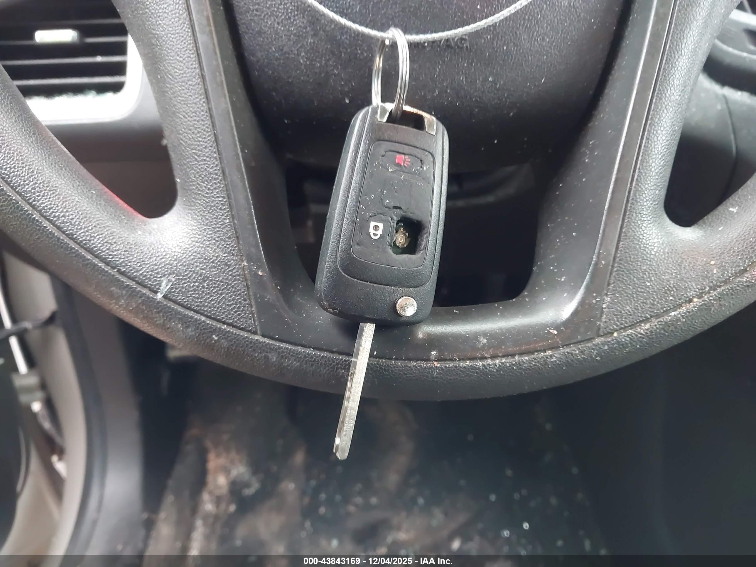 CHEVROLET EQUINOX image 11