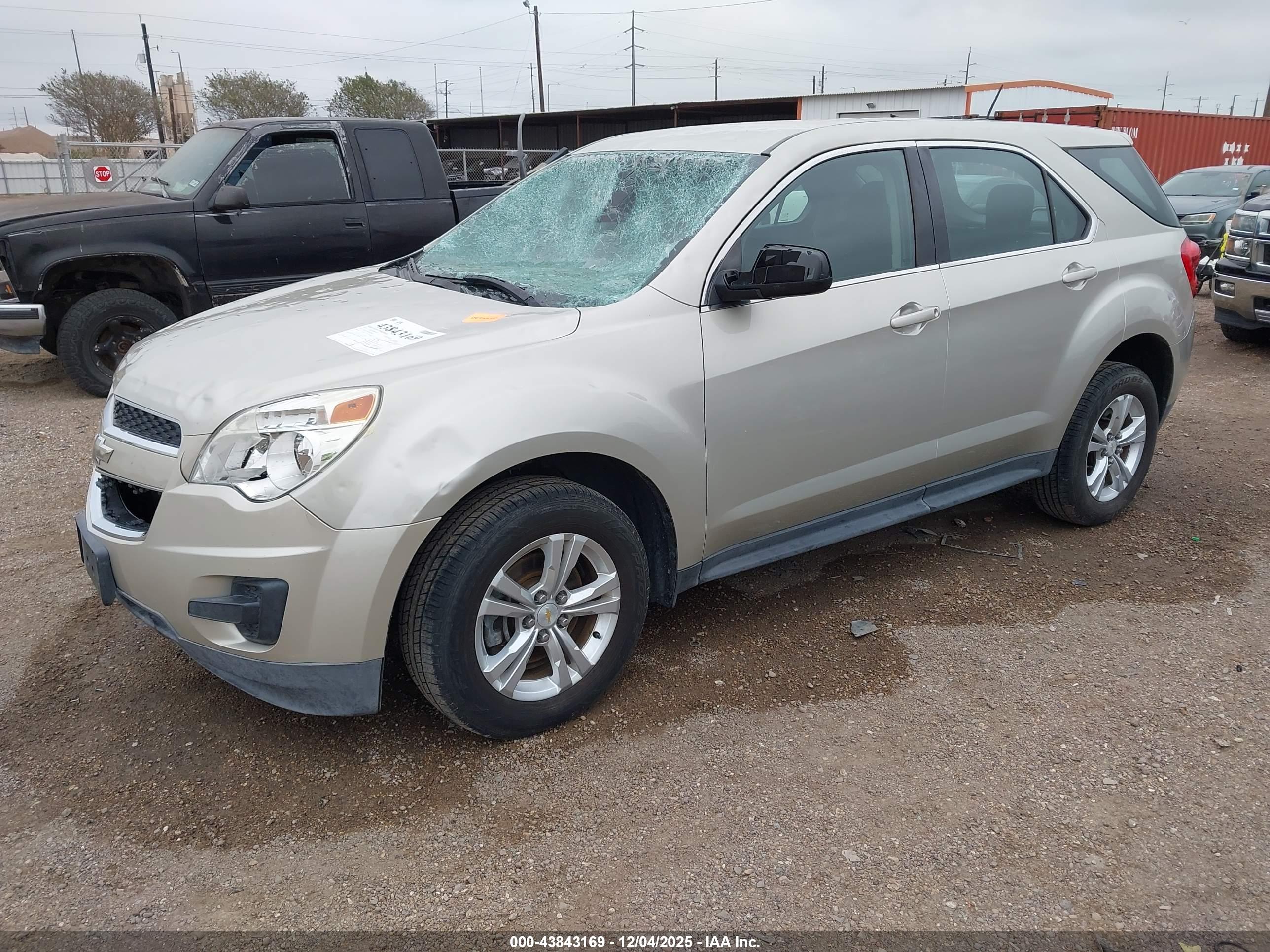 CHEVROLET EQUINOX image 2