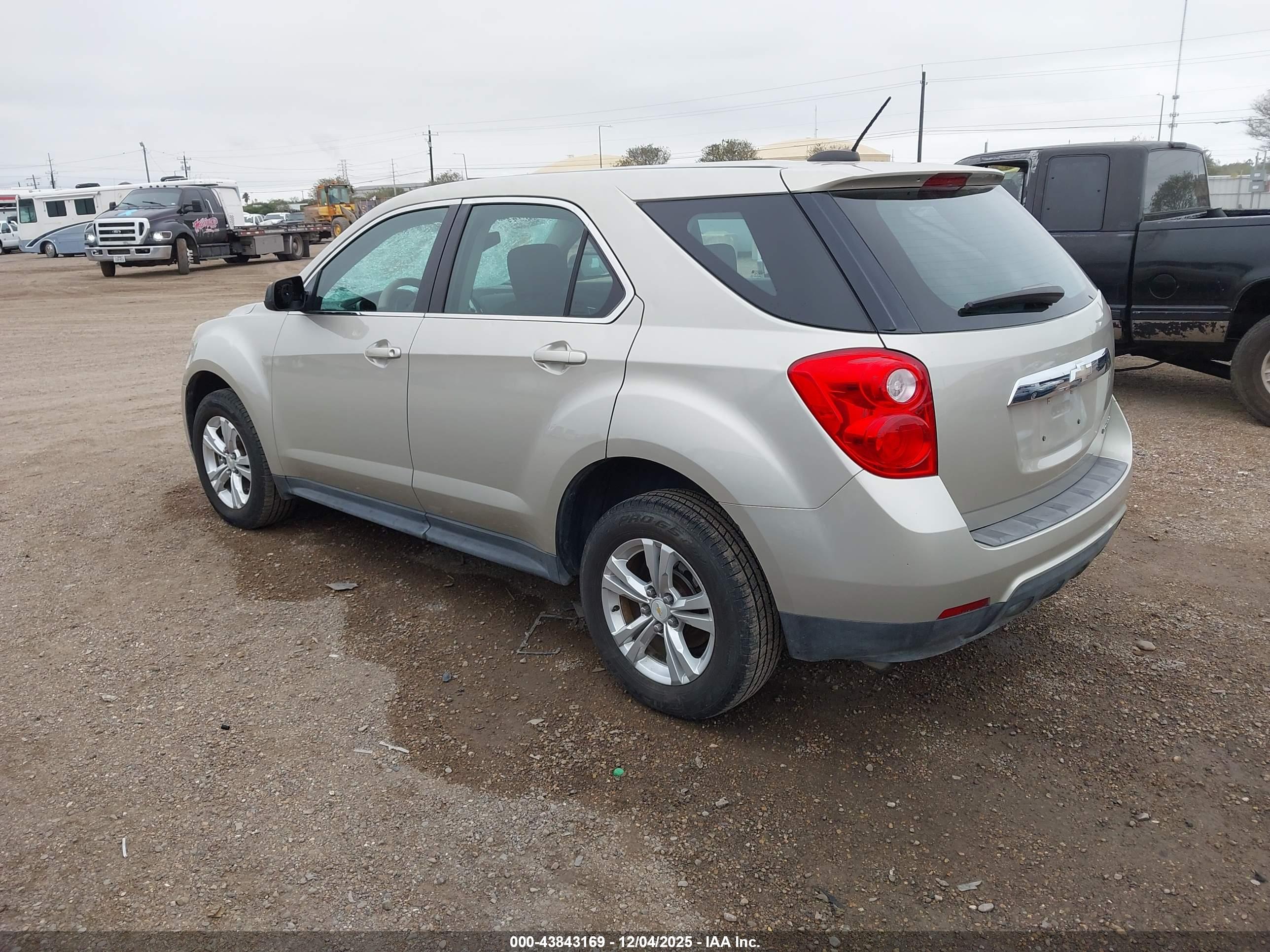 CHEVROLET EQUINOX image 3