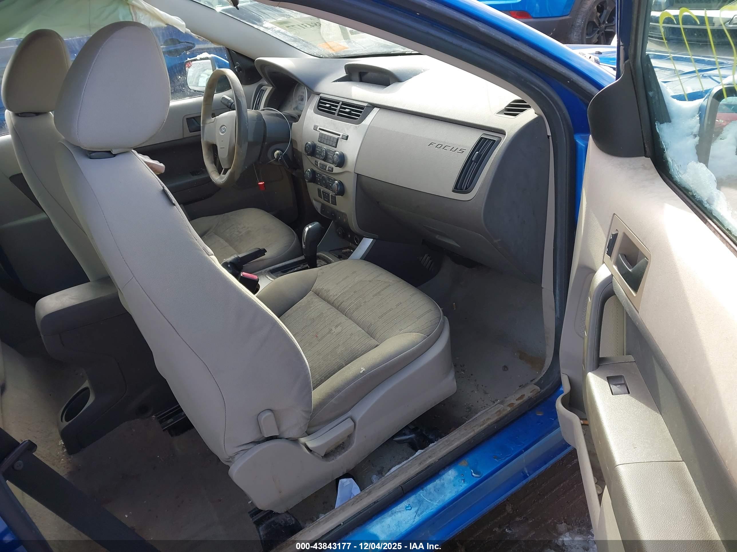 FORD FOCUS image 5