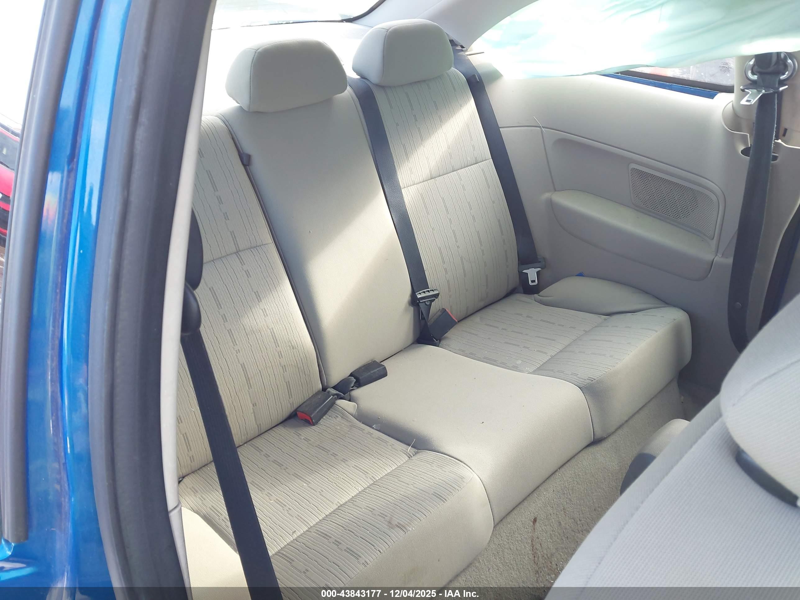 FORD FOCUS image 8