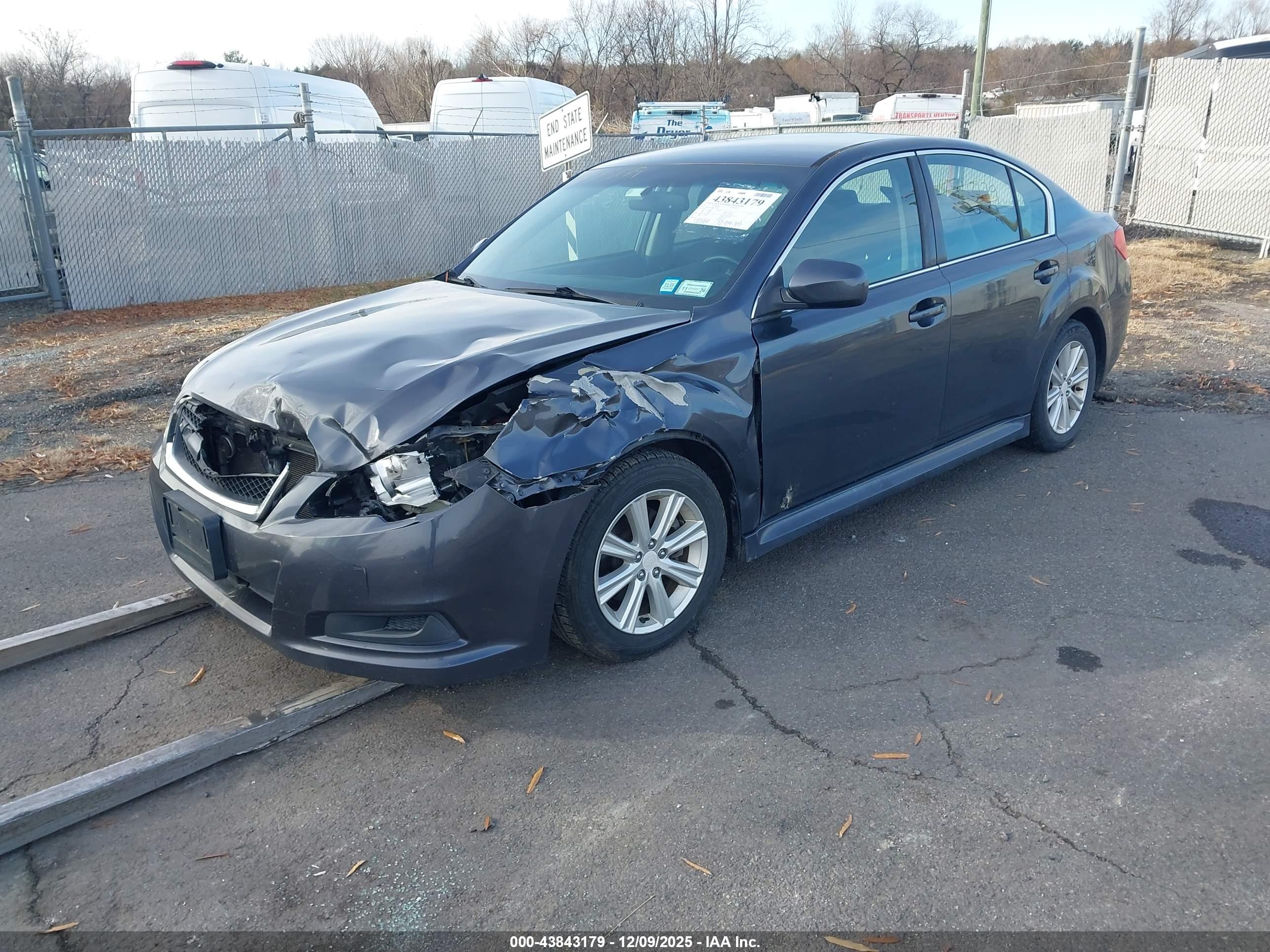 SUBARU LEGACY image 2