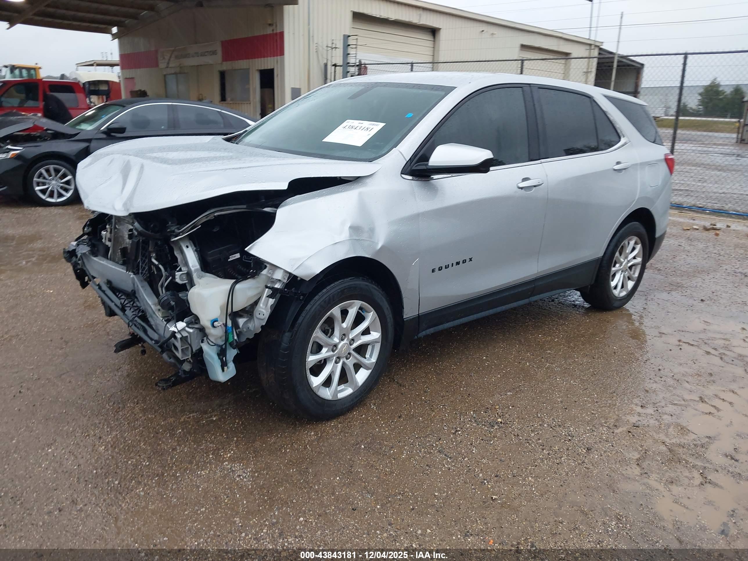 CHEVROLET EQUINOX image 2