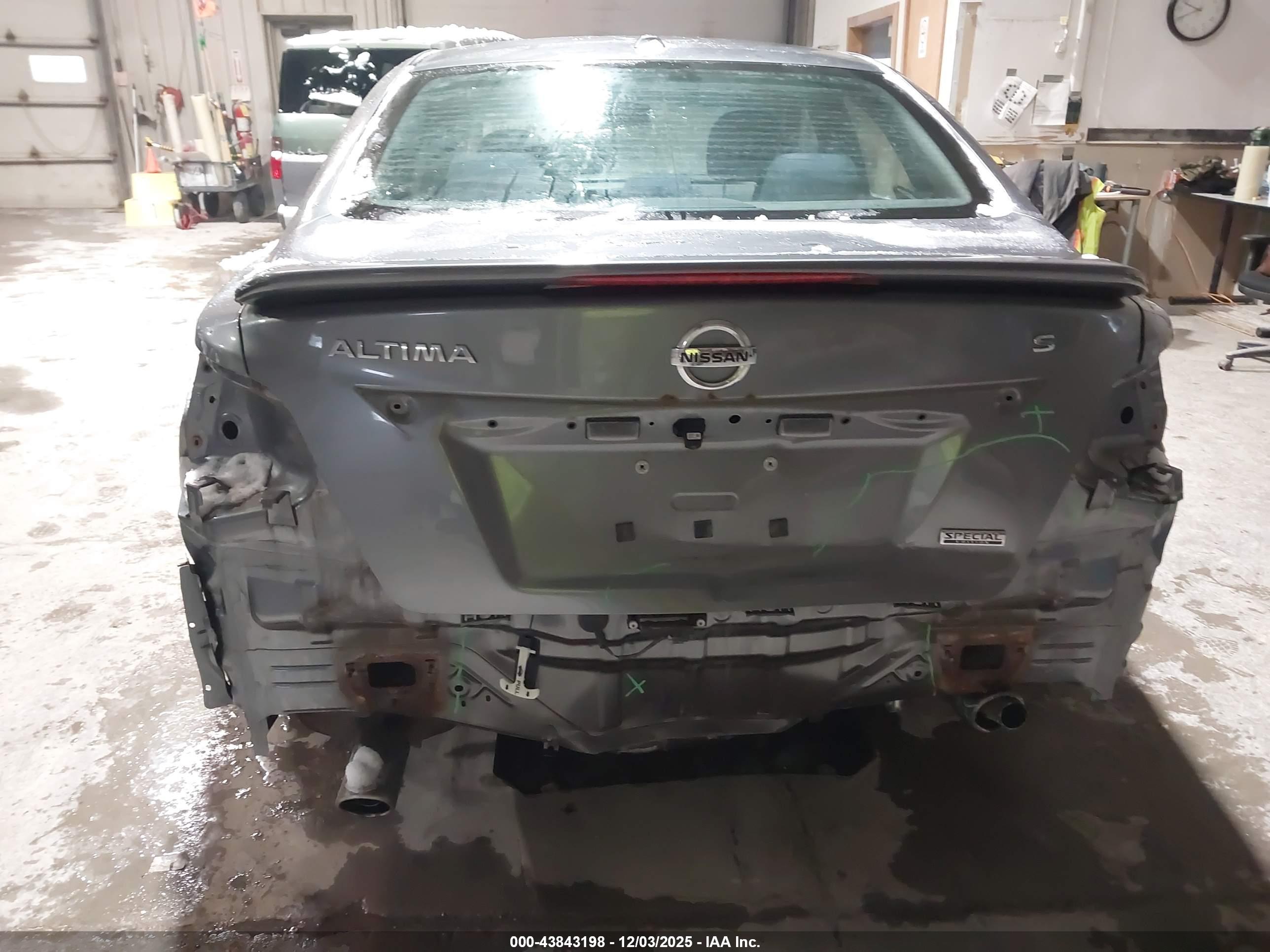 NISSAN ALTIMA image 6