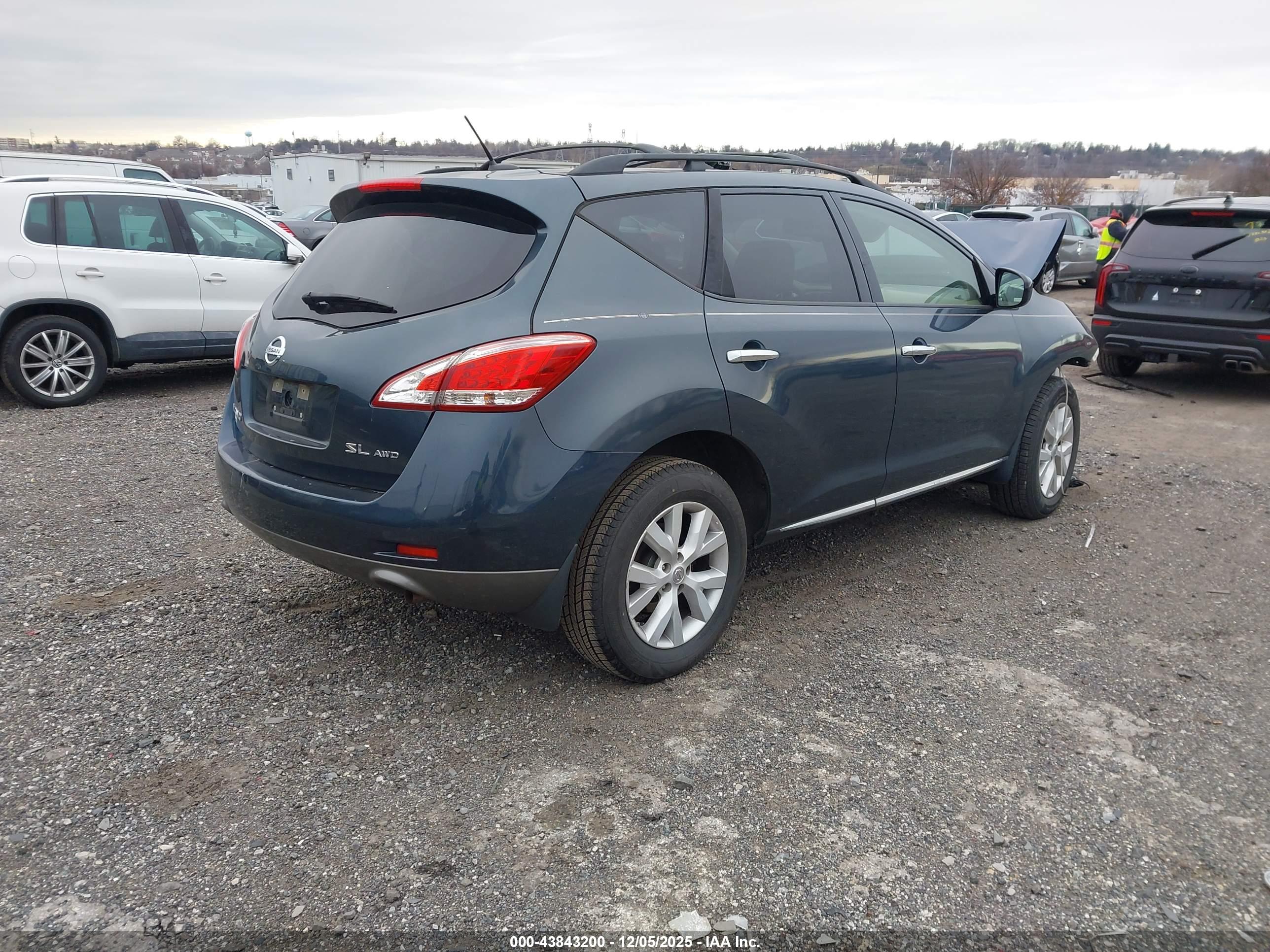 NISSAN MURANO image 4