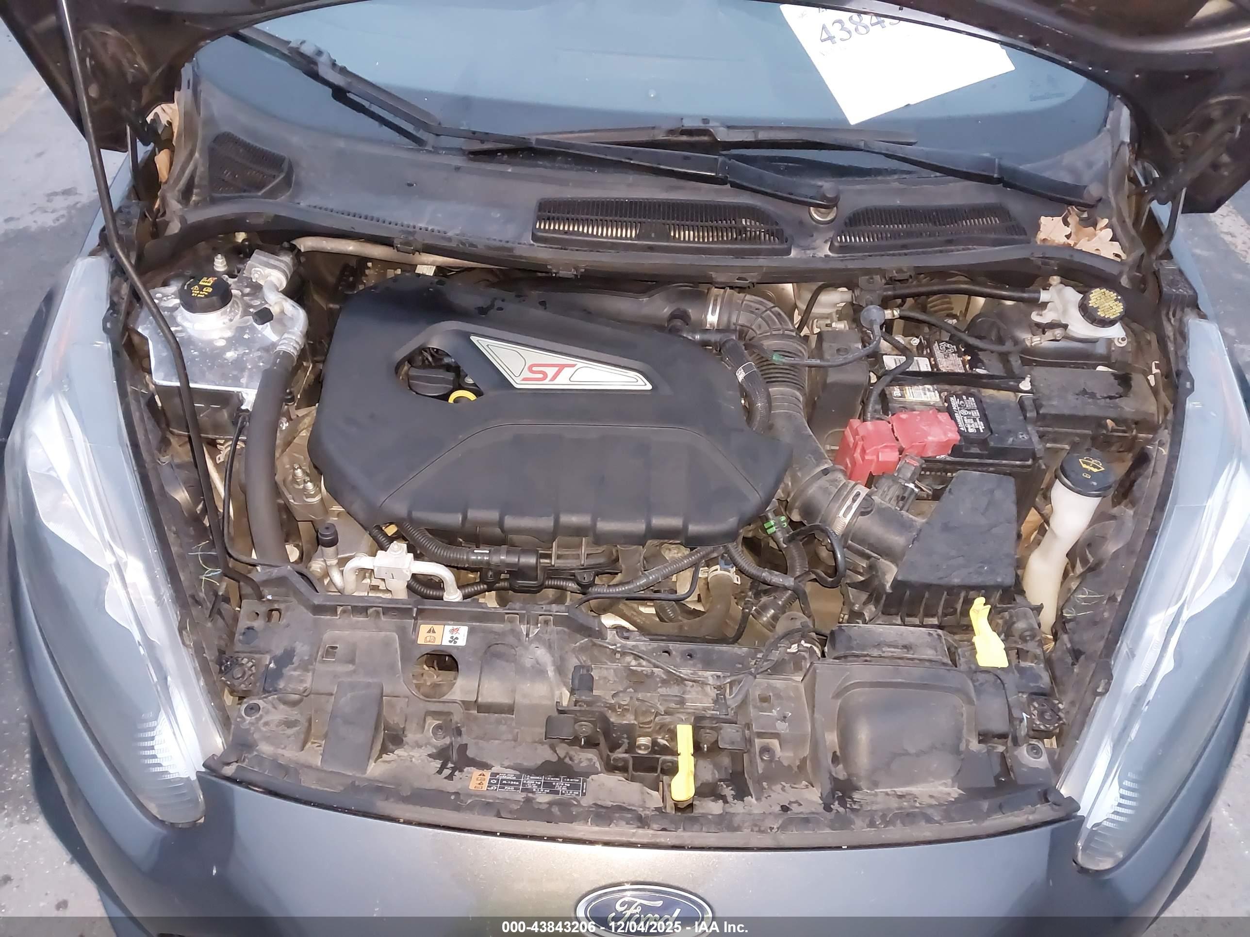 FORD FIESTA image 10