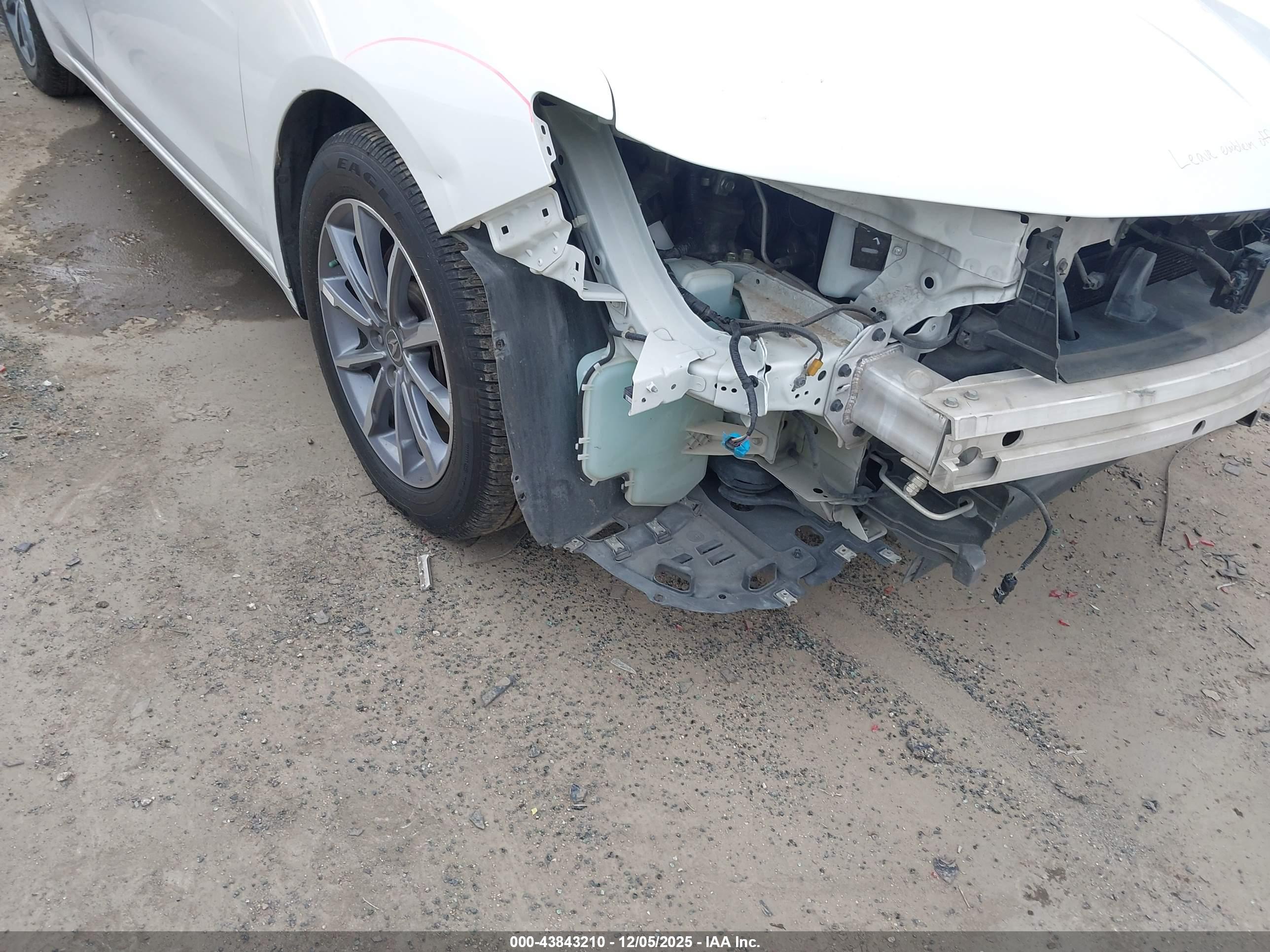 ACURA TLX image 6