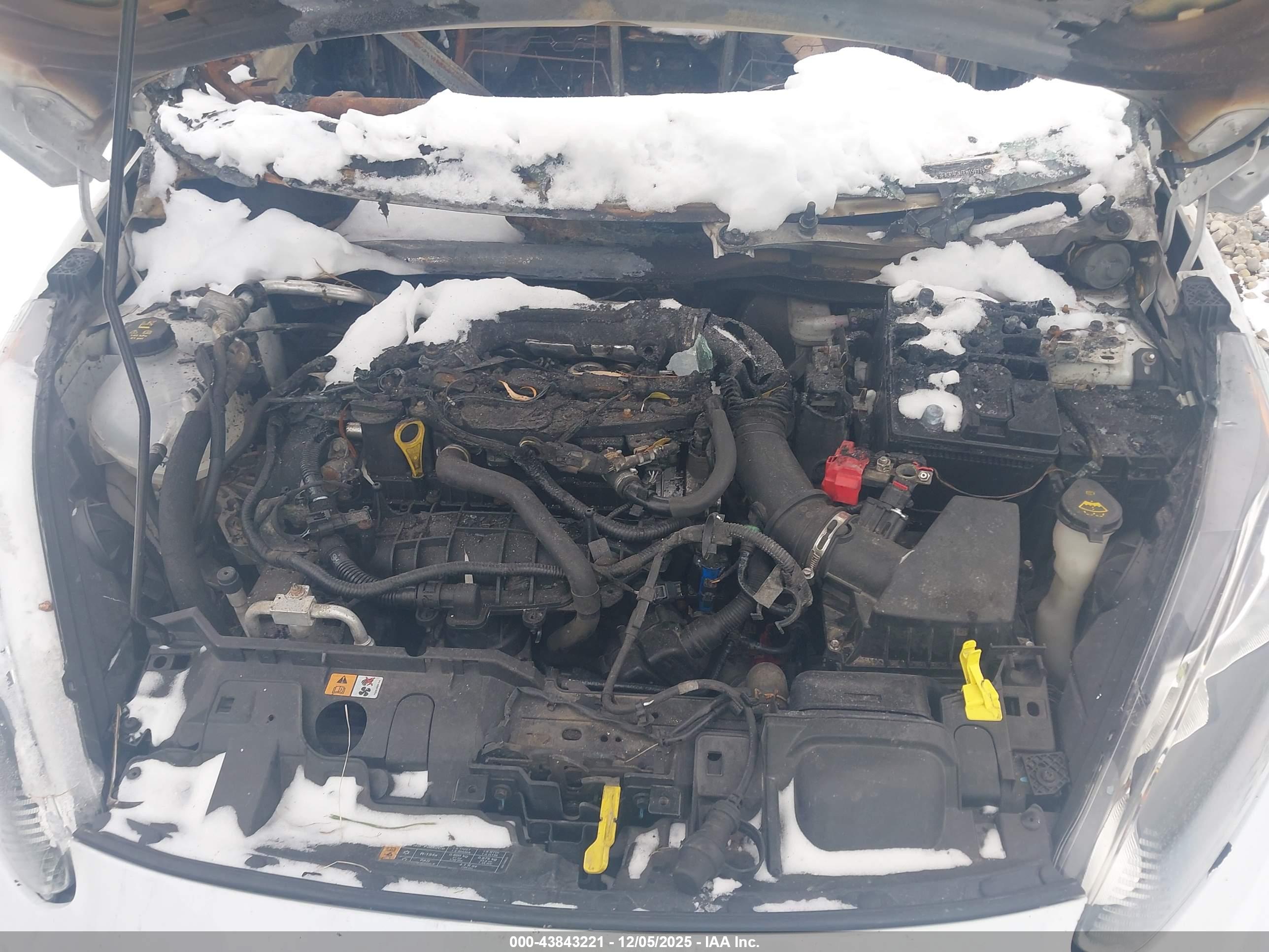 FORD FIESTA image 10