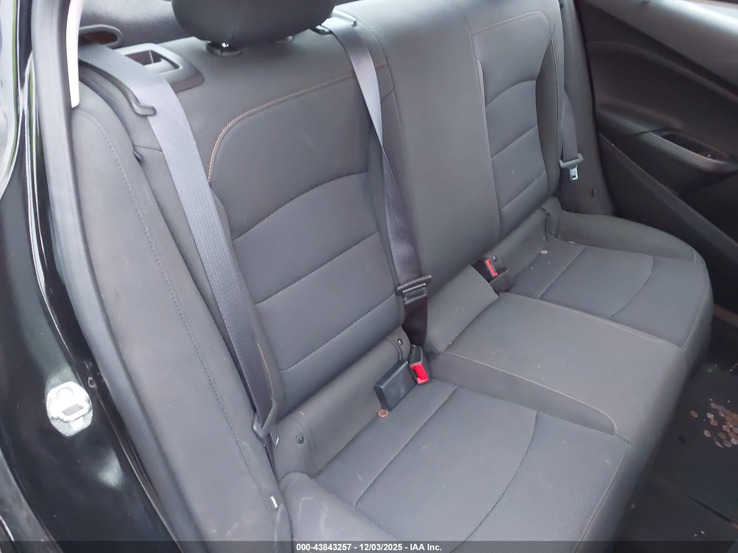 CHEVROLET CRUZE image 8