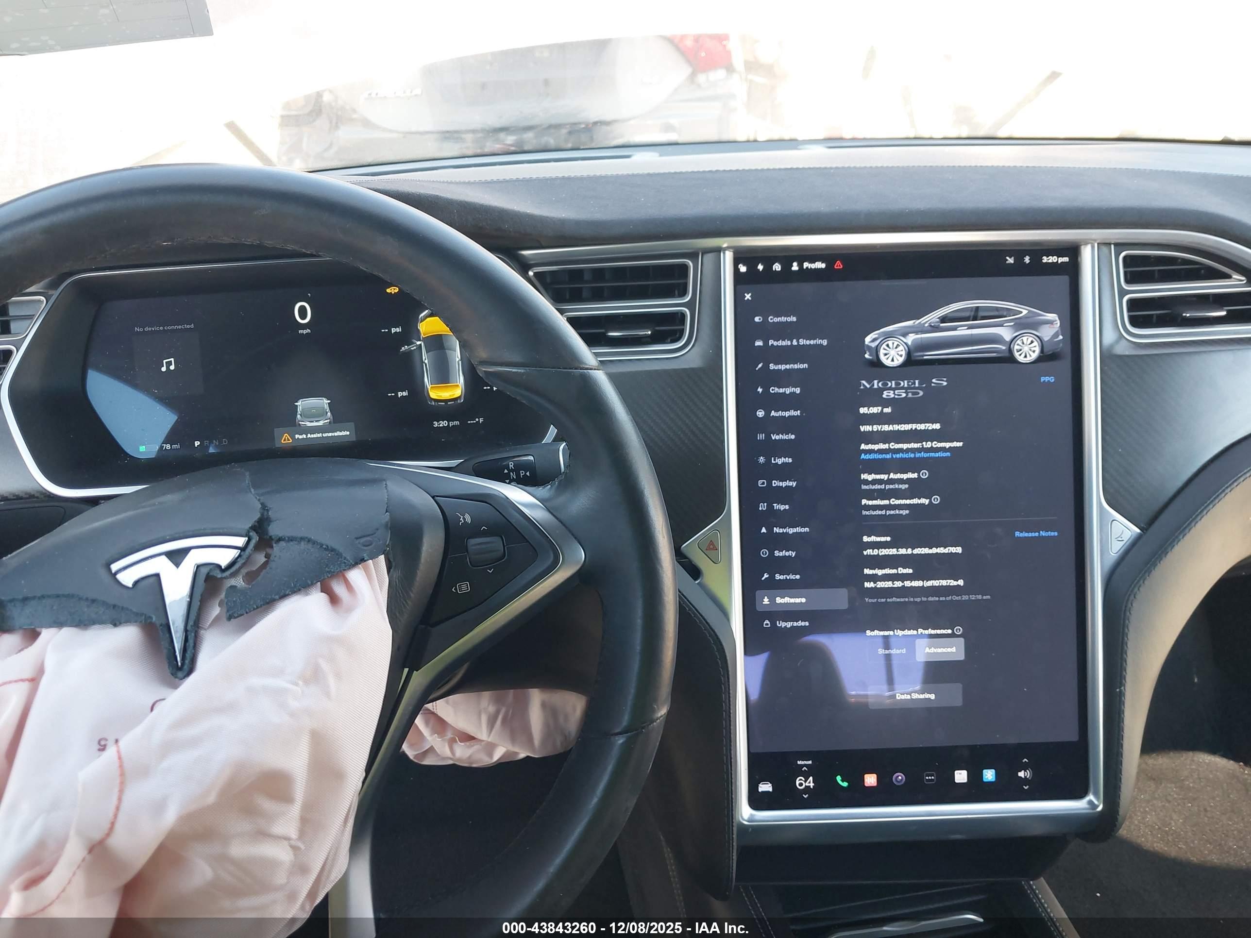 TESLA MODEL image 7