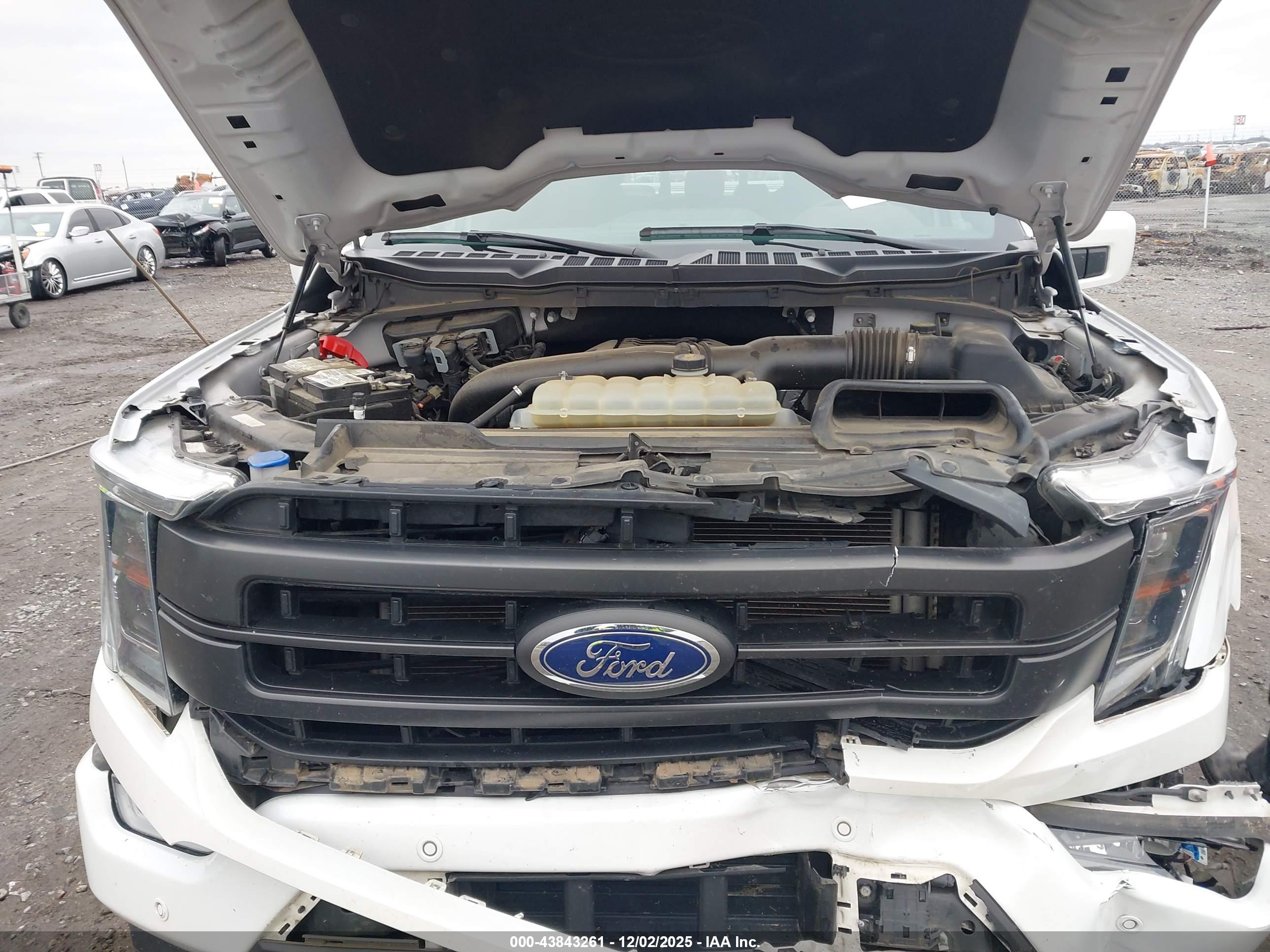 FORD F-150 image 10