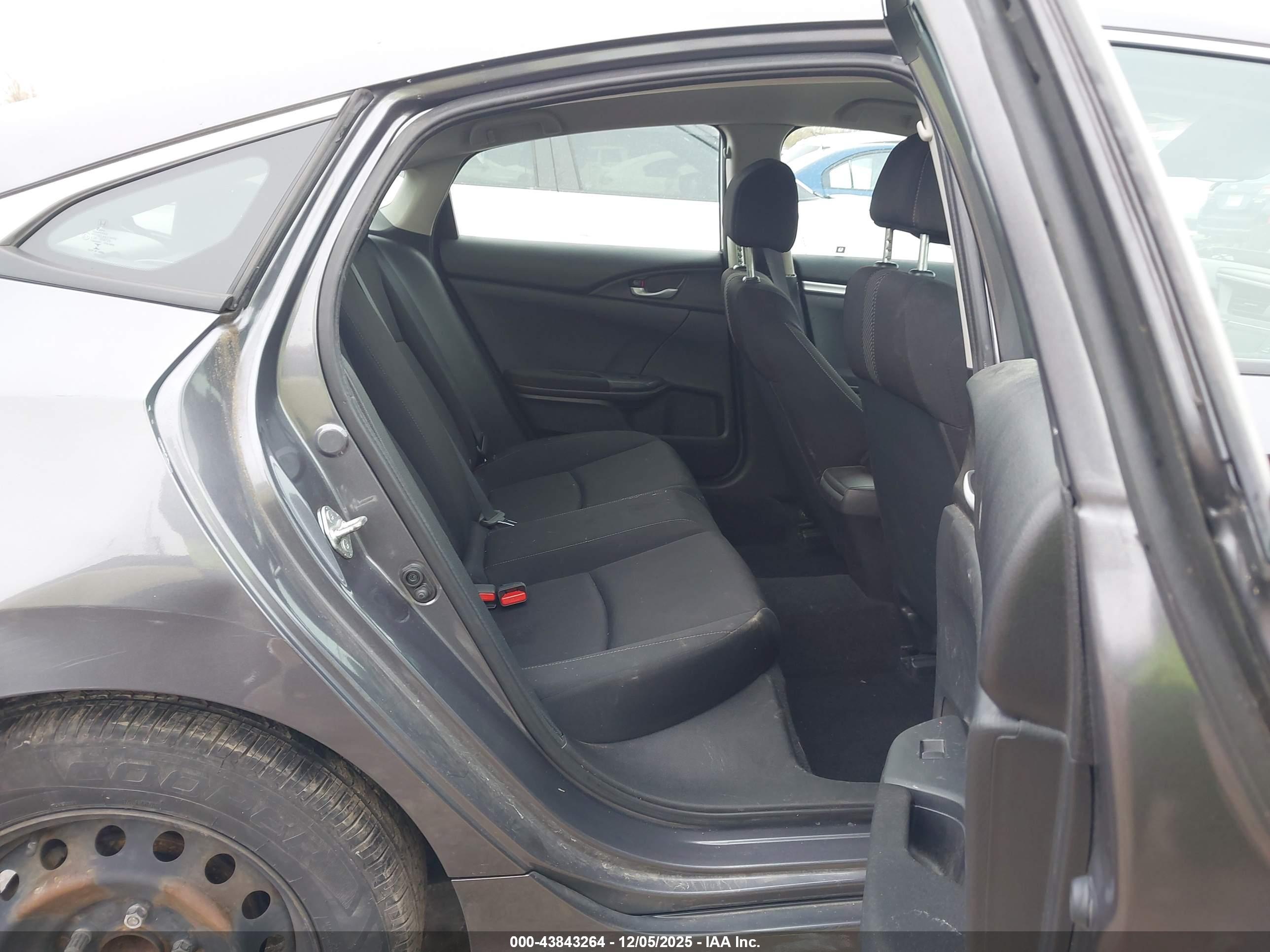 HONDA CIVIC image 8