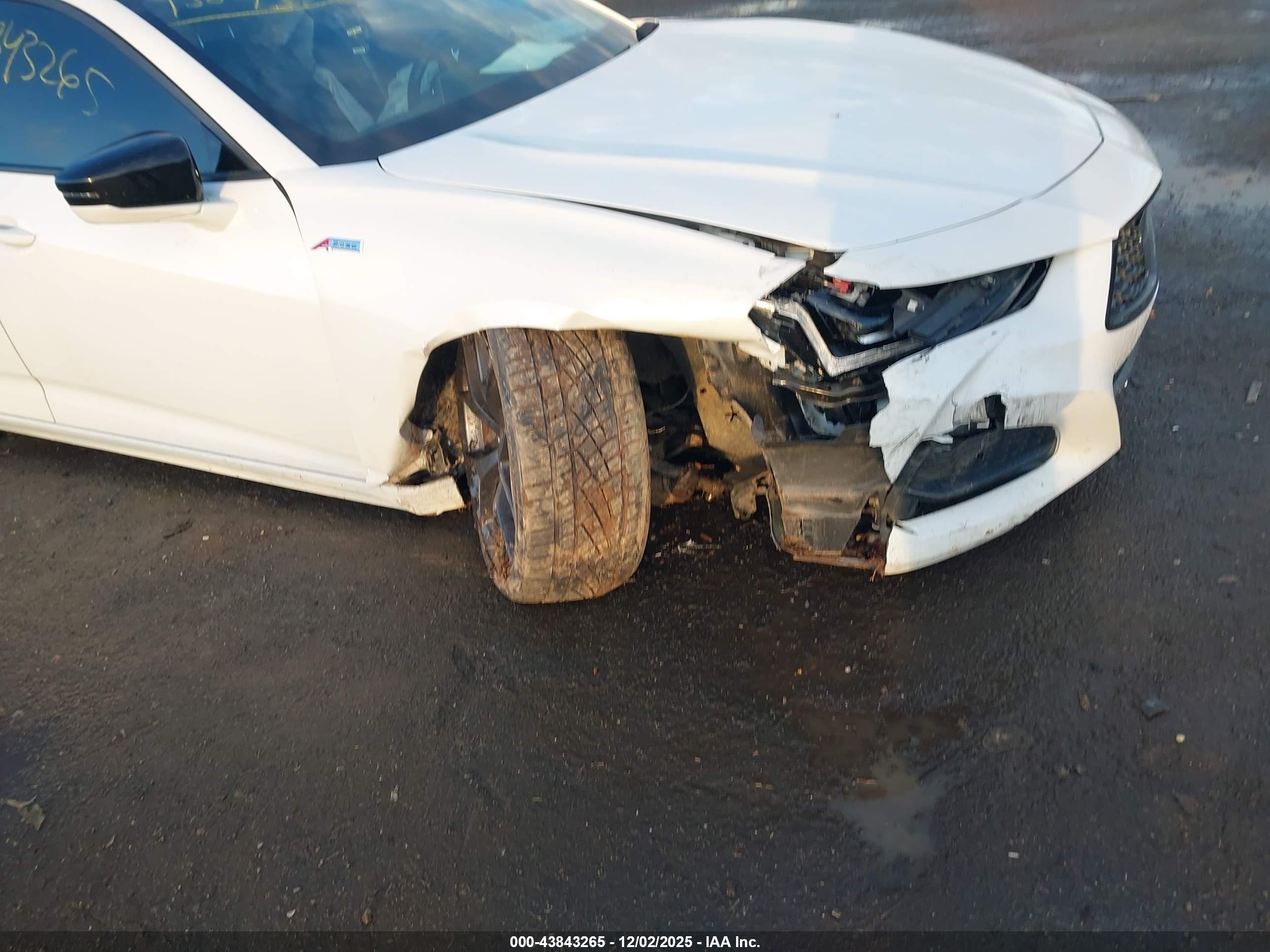 ACURA TLX image 6