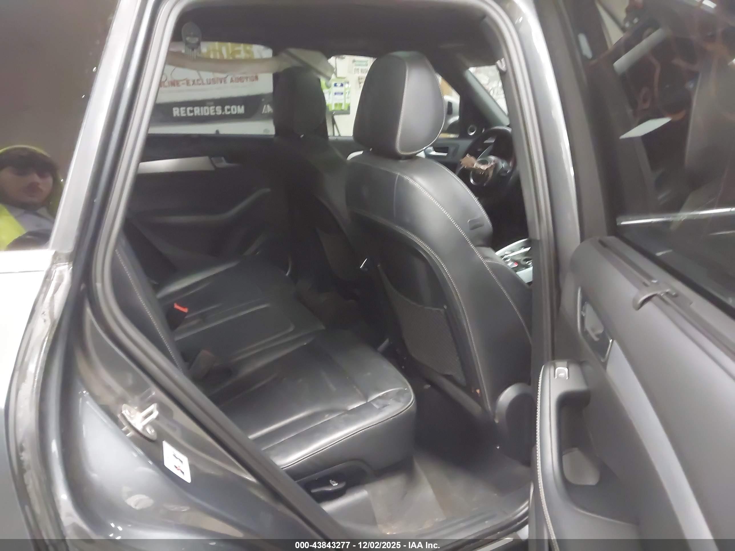 AUDI SQ5 image 8