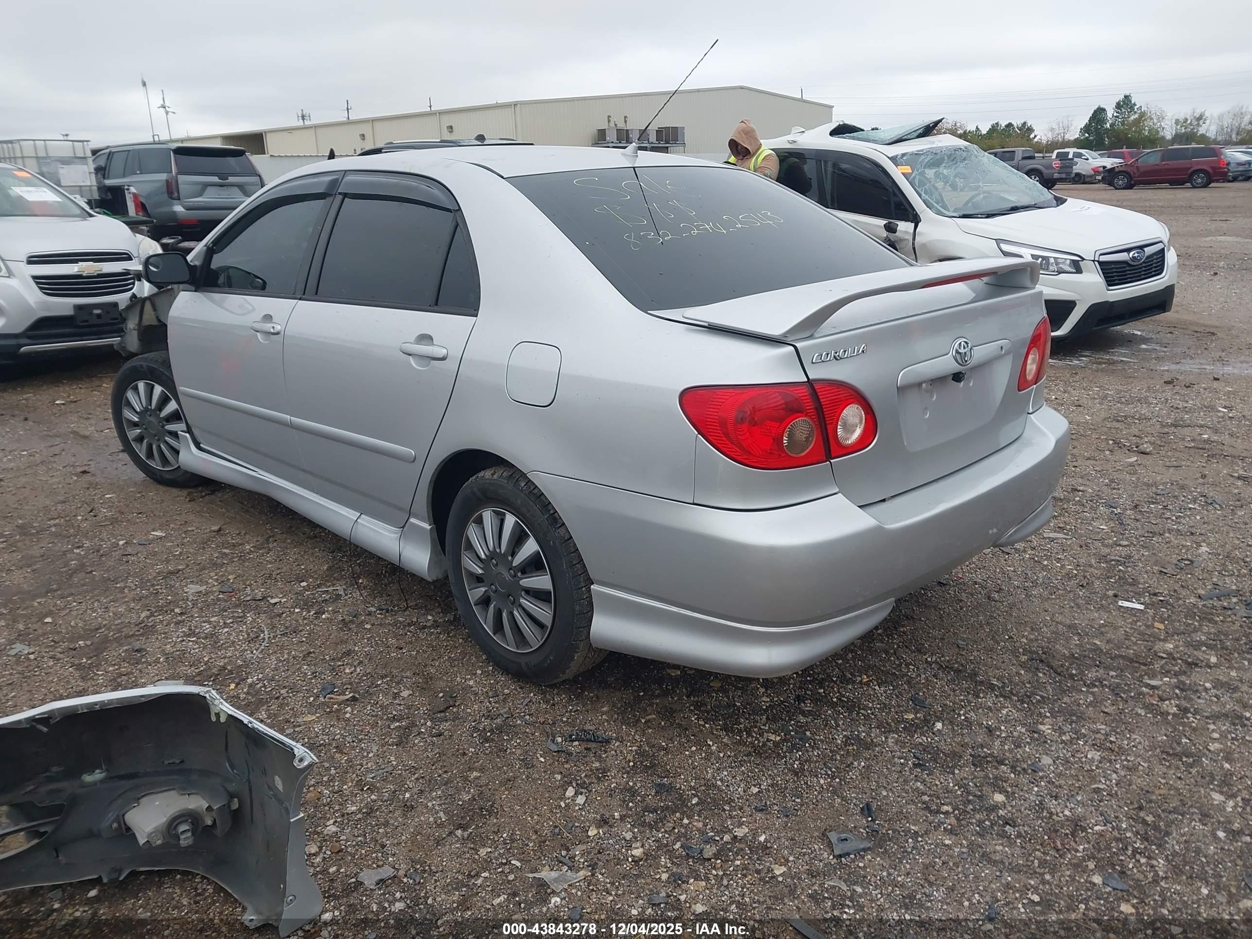 TOYOTA COROLLA image 3