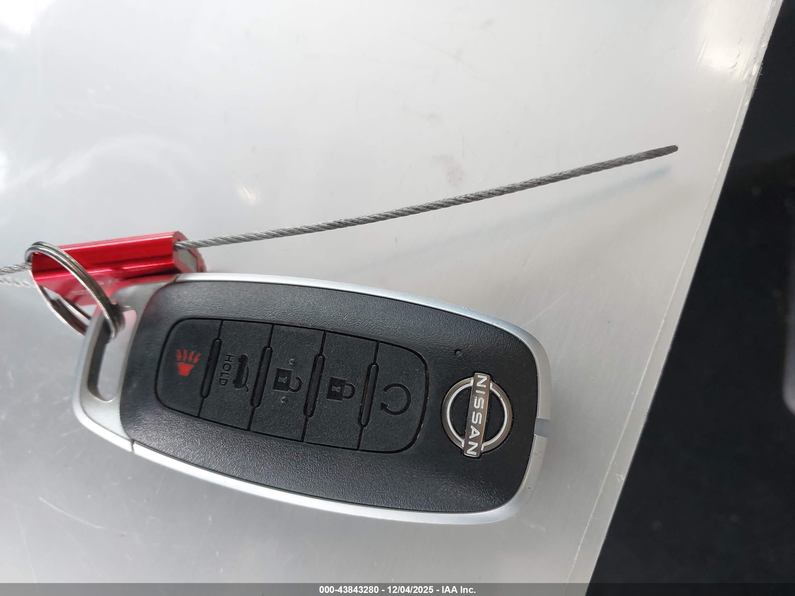 NISSAN PATHFINDER image 11