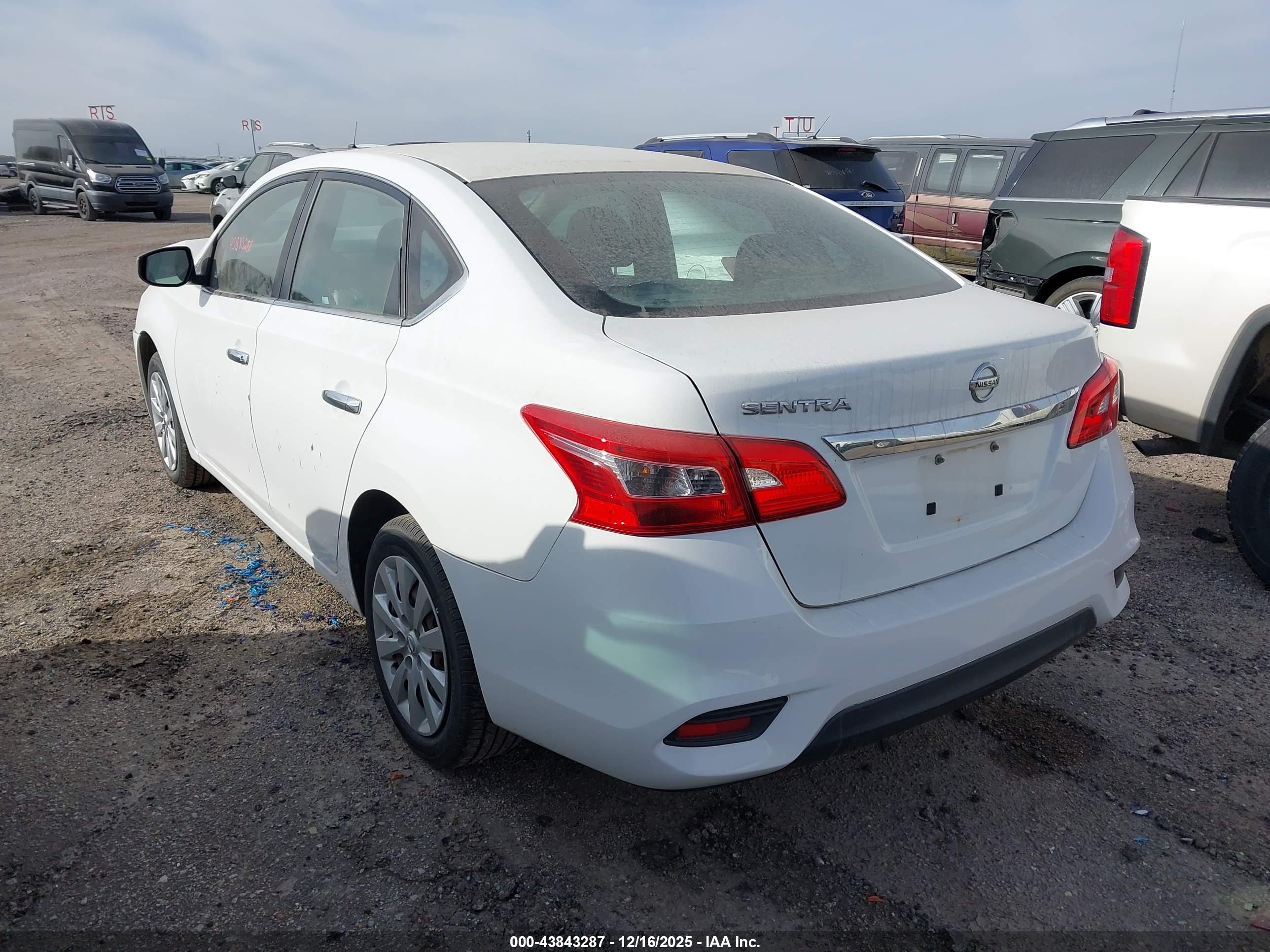 NISSAN SENTRA image 3