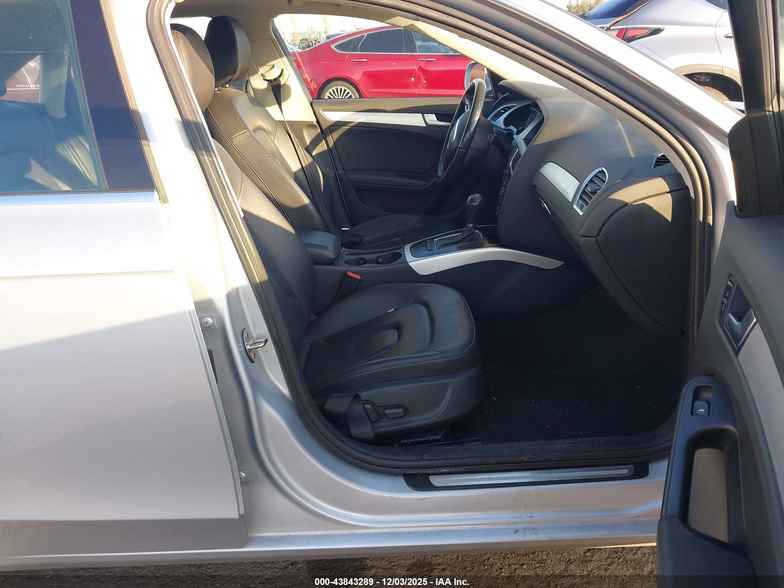 AUDI A4 image 5