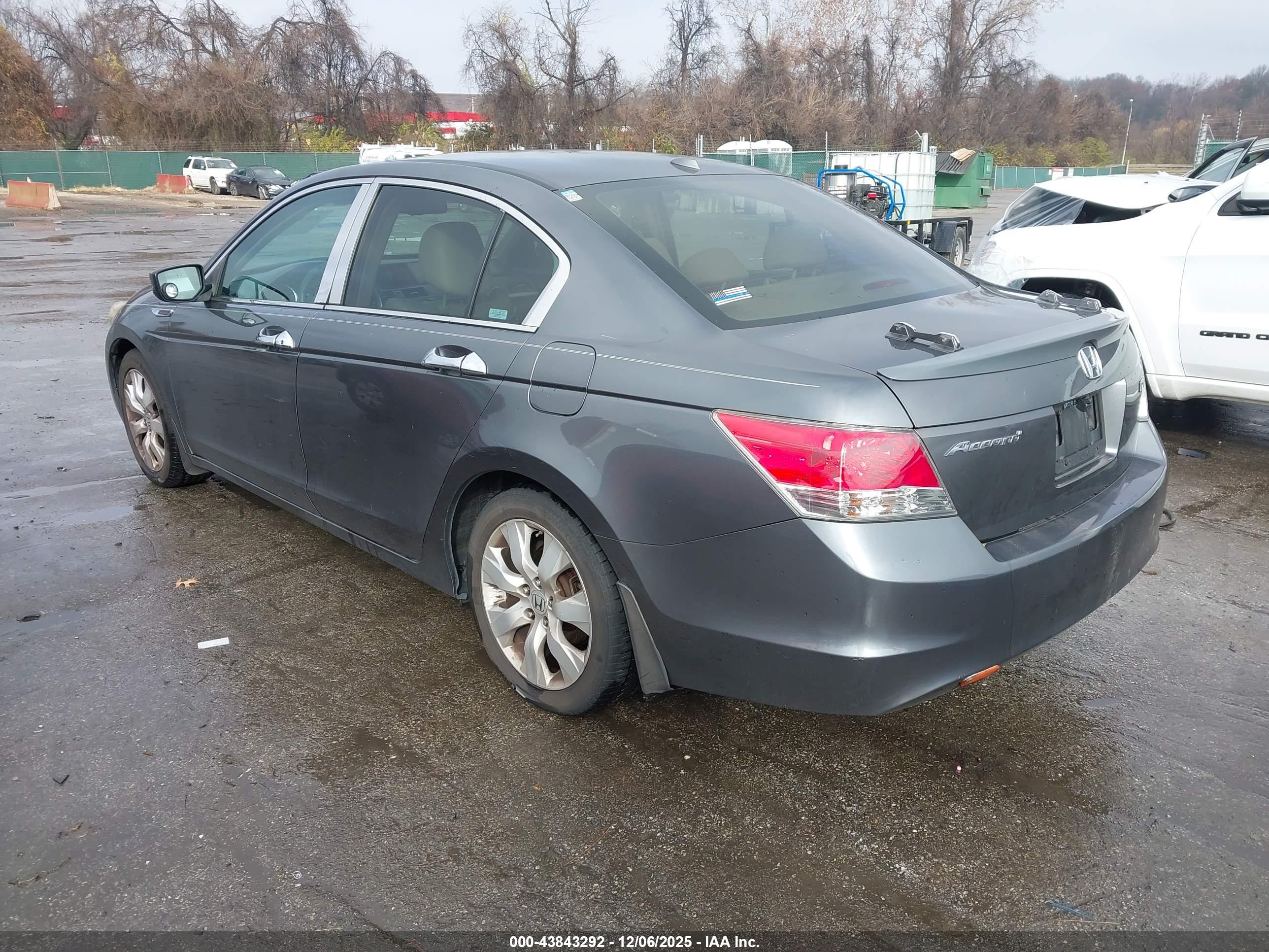 HONDA ACCORD image 3