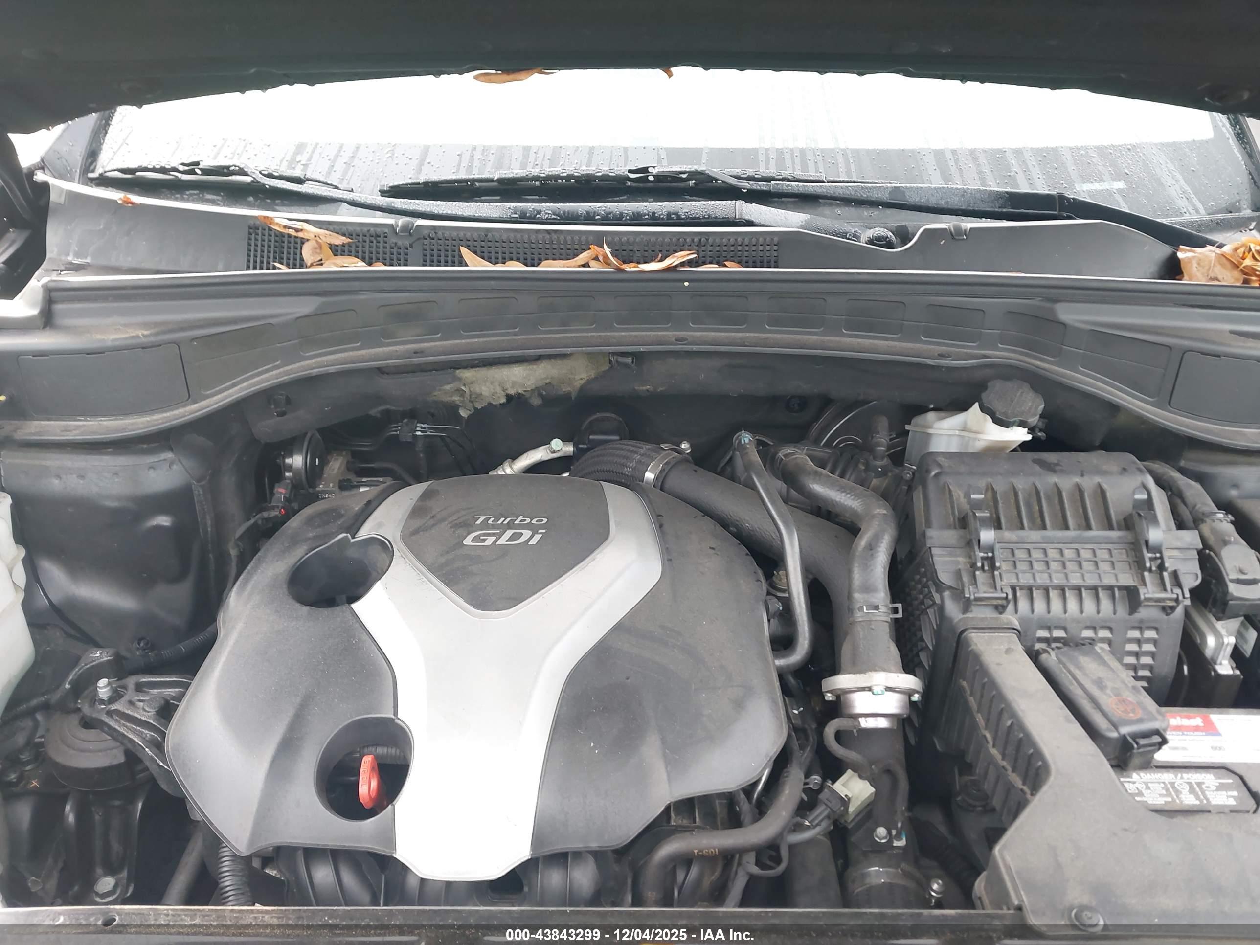 HYUNDAI SANTA image 10
