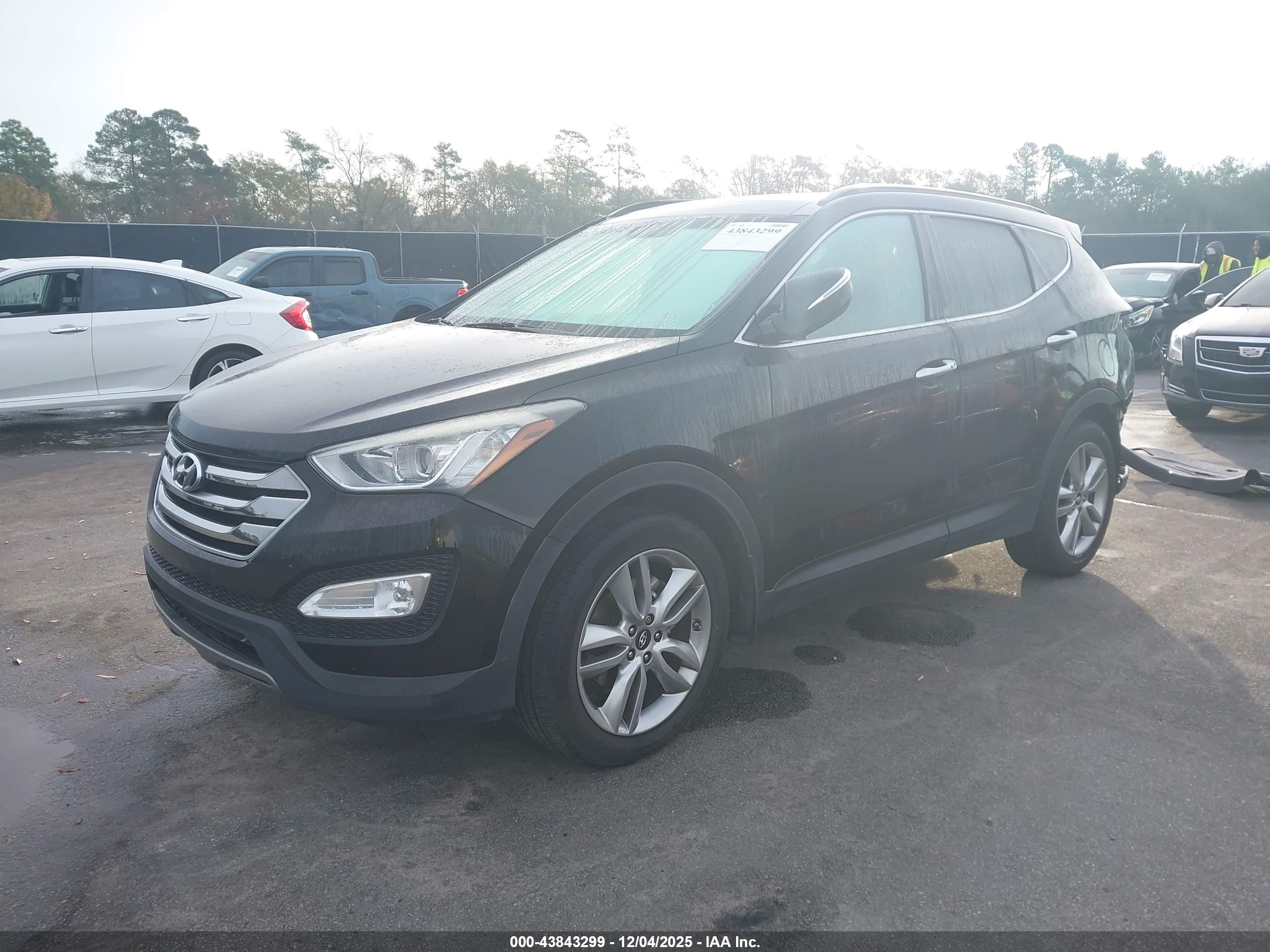 HYUNDAI SANTA image 2