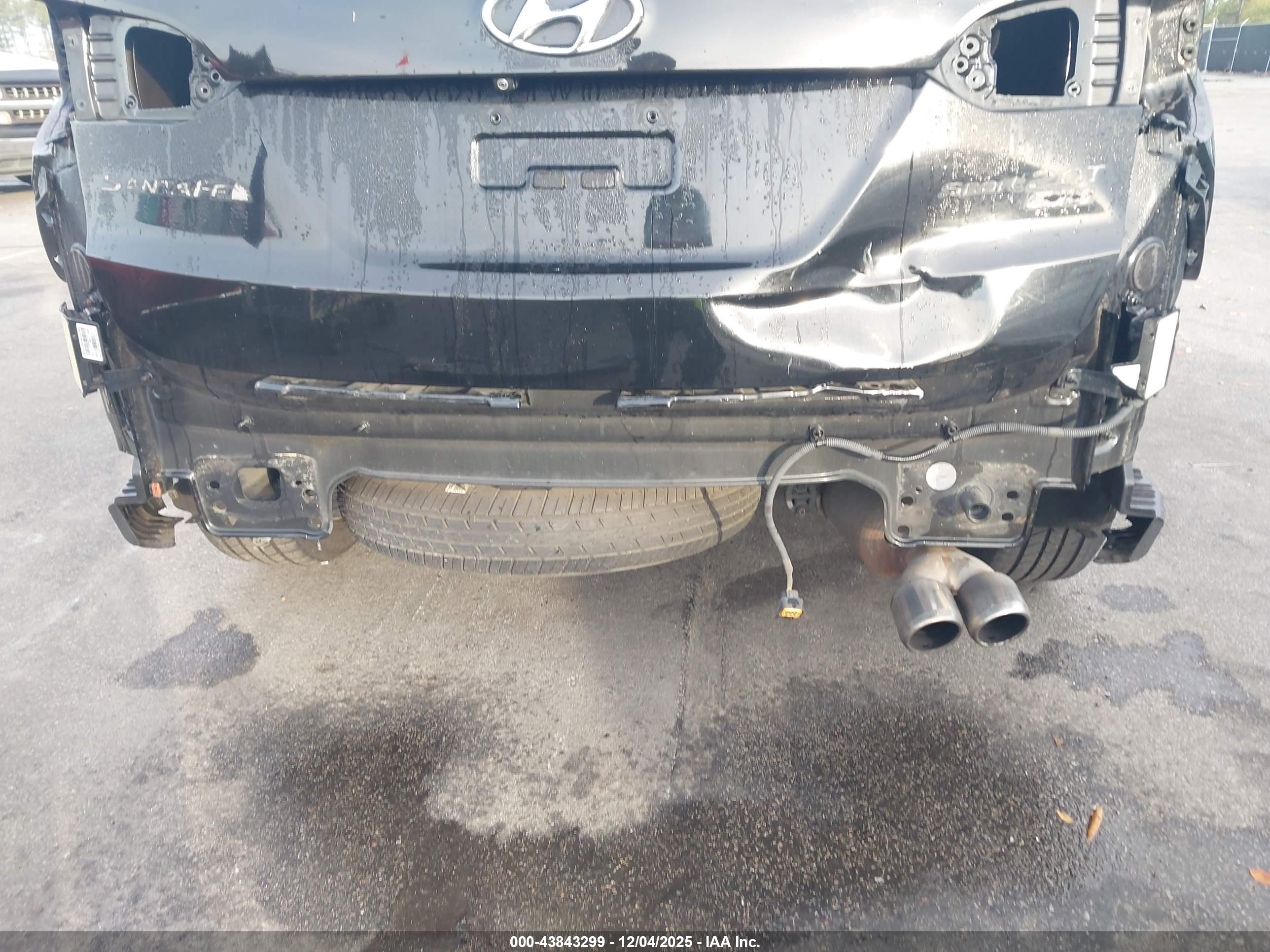 HYUNDAI SANTA image 6