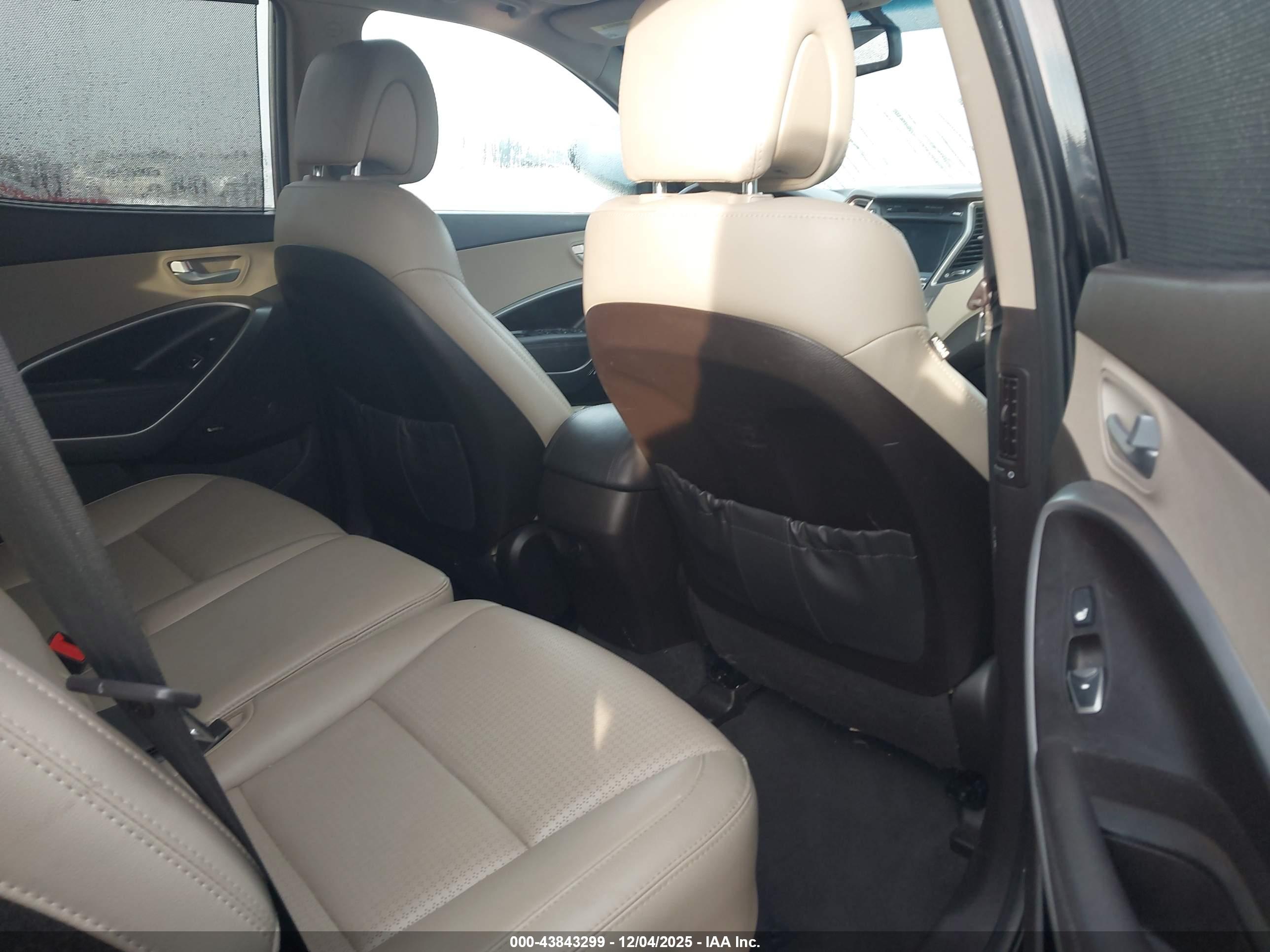 HYUNDAI SANTA image 8