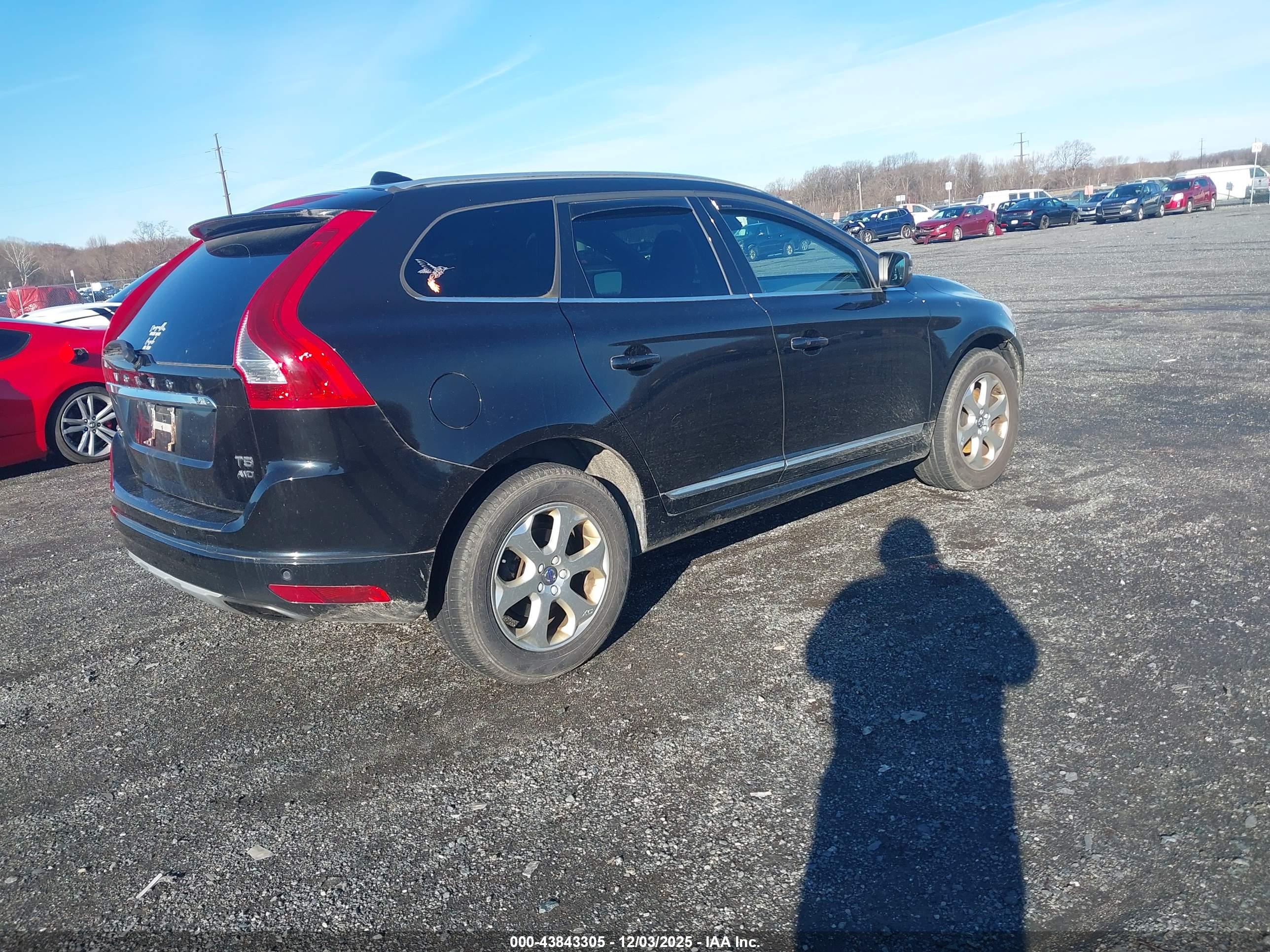 VOLVO XC60 image 4