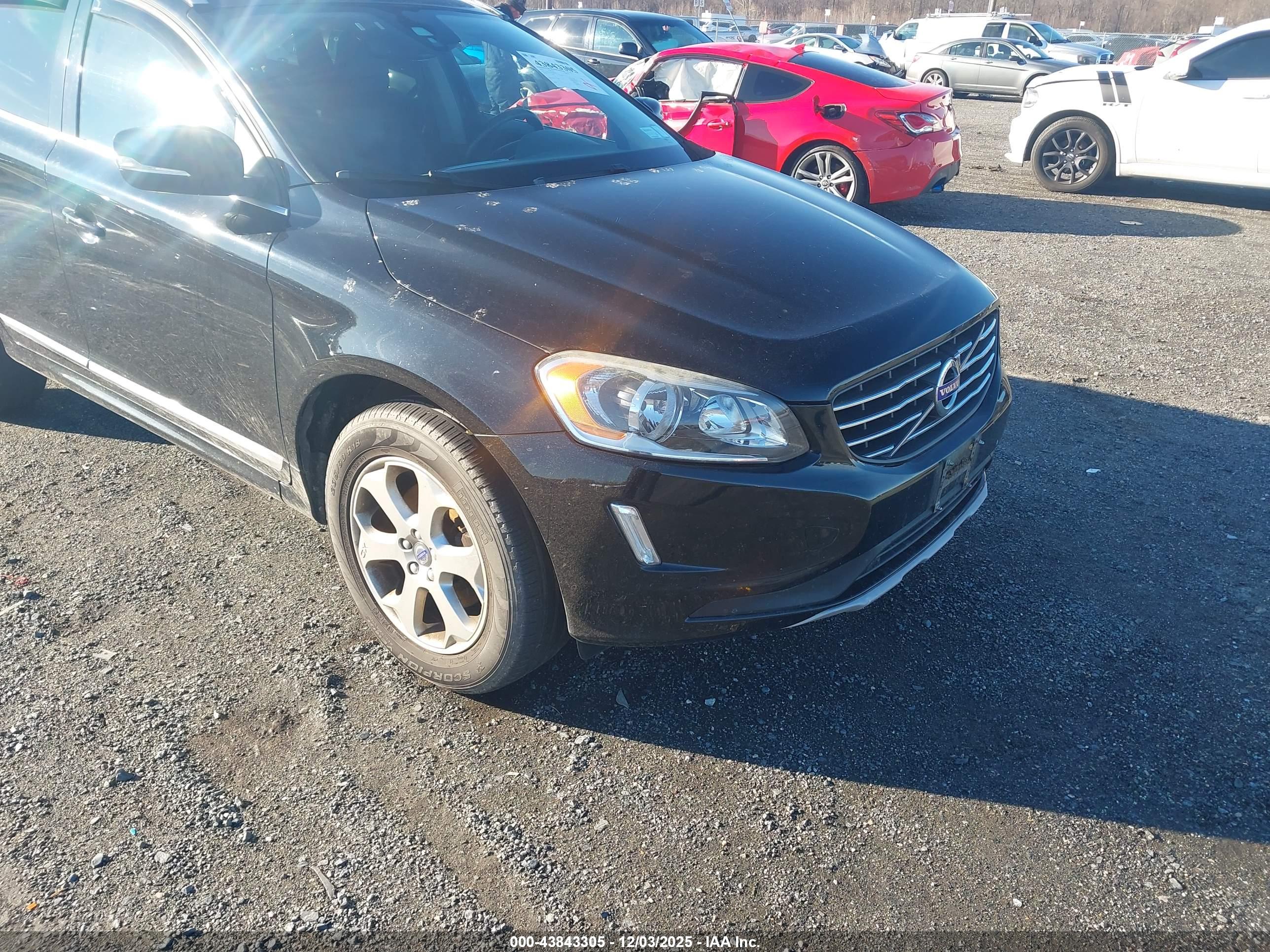 VOLVO XC60 image 6