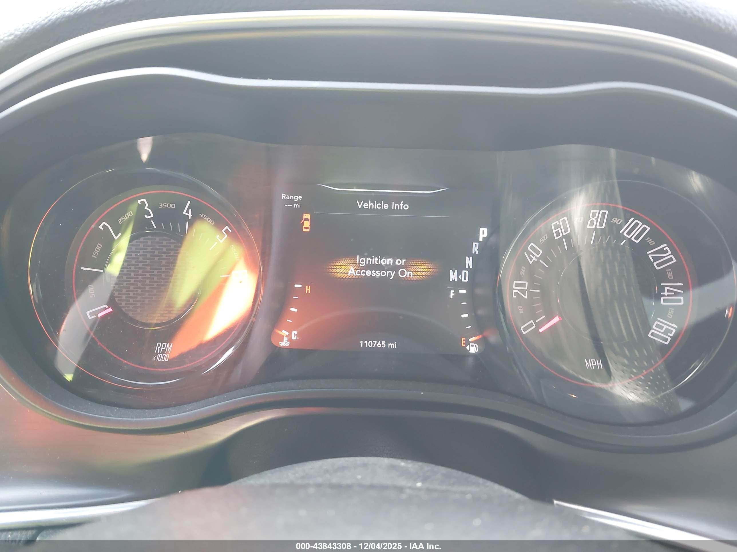 DODGE CHALLENGER image 7