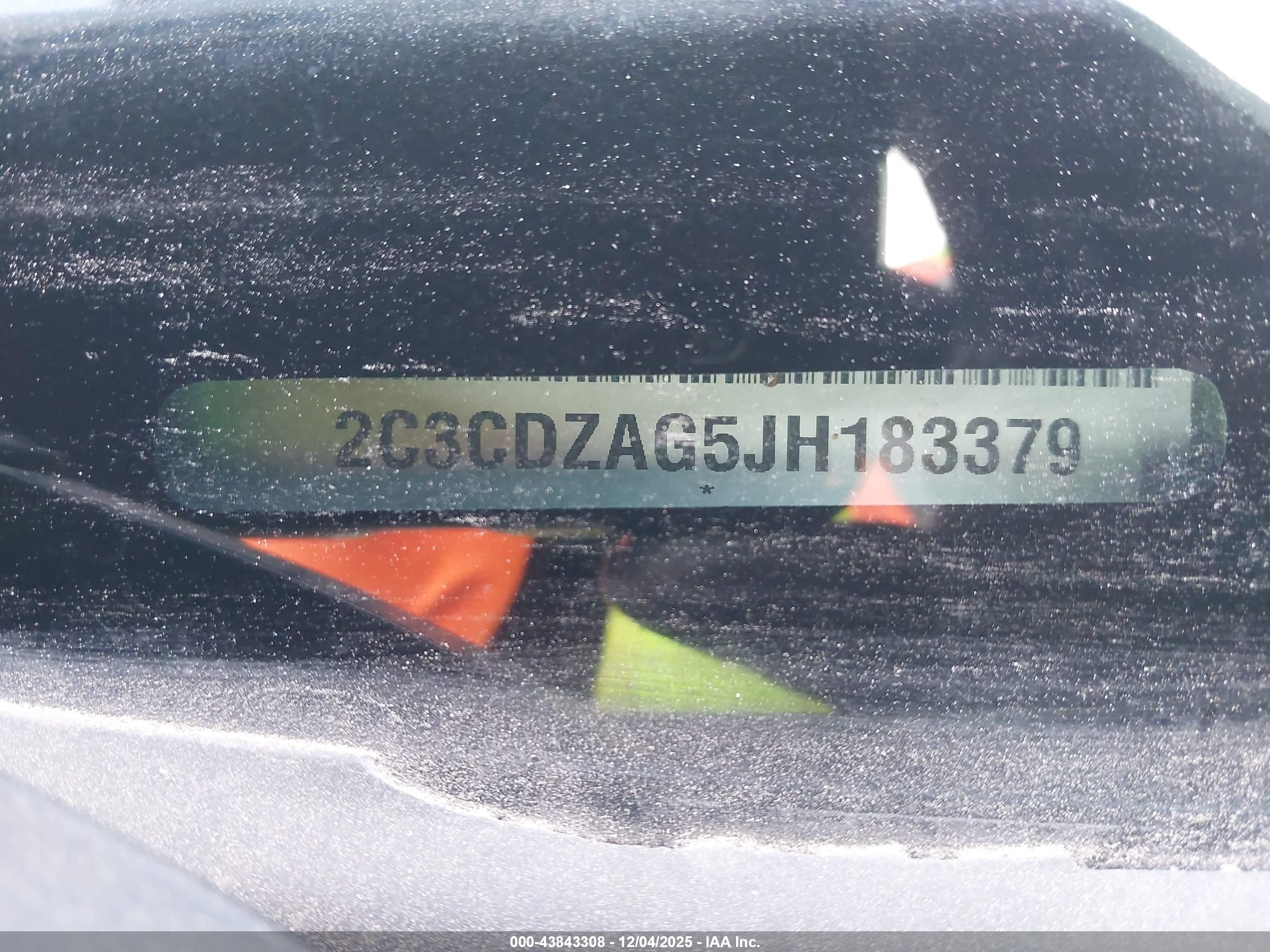 DODGE CHALLENGER image 9