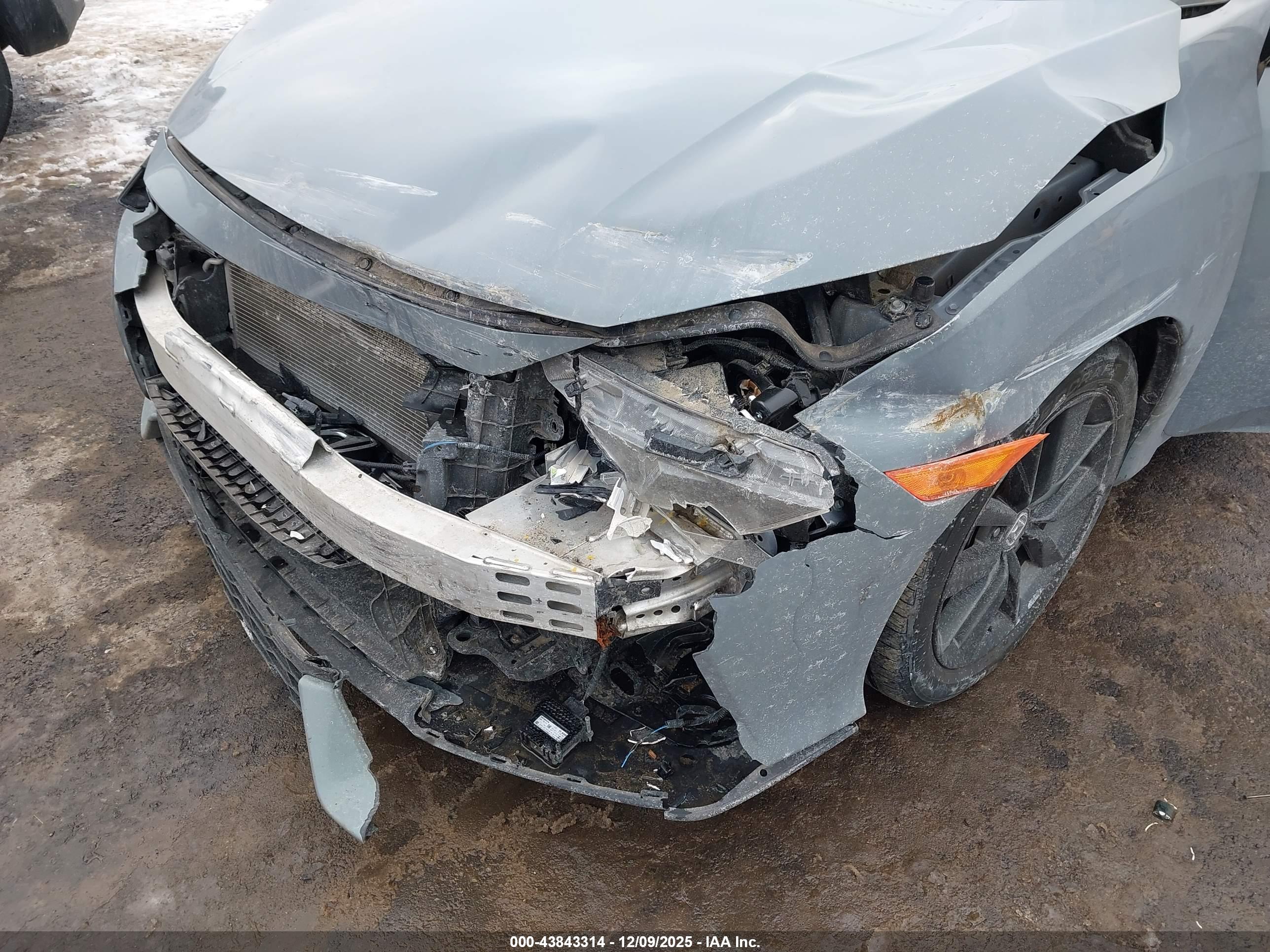 HONDA CIVIC image 6