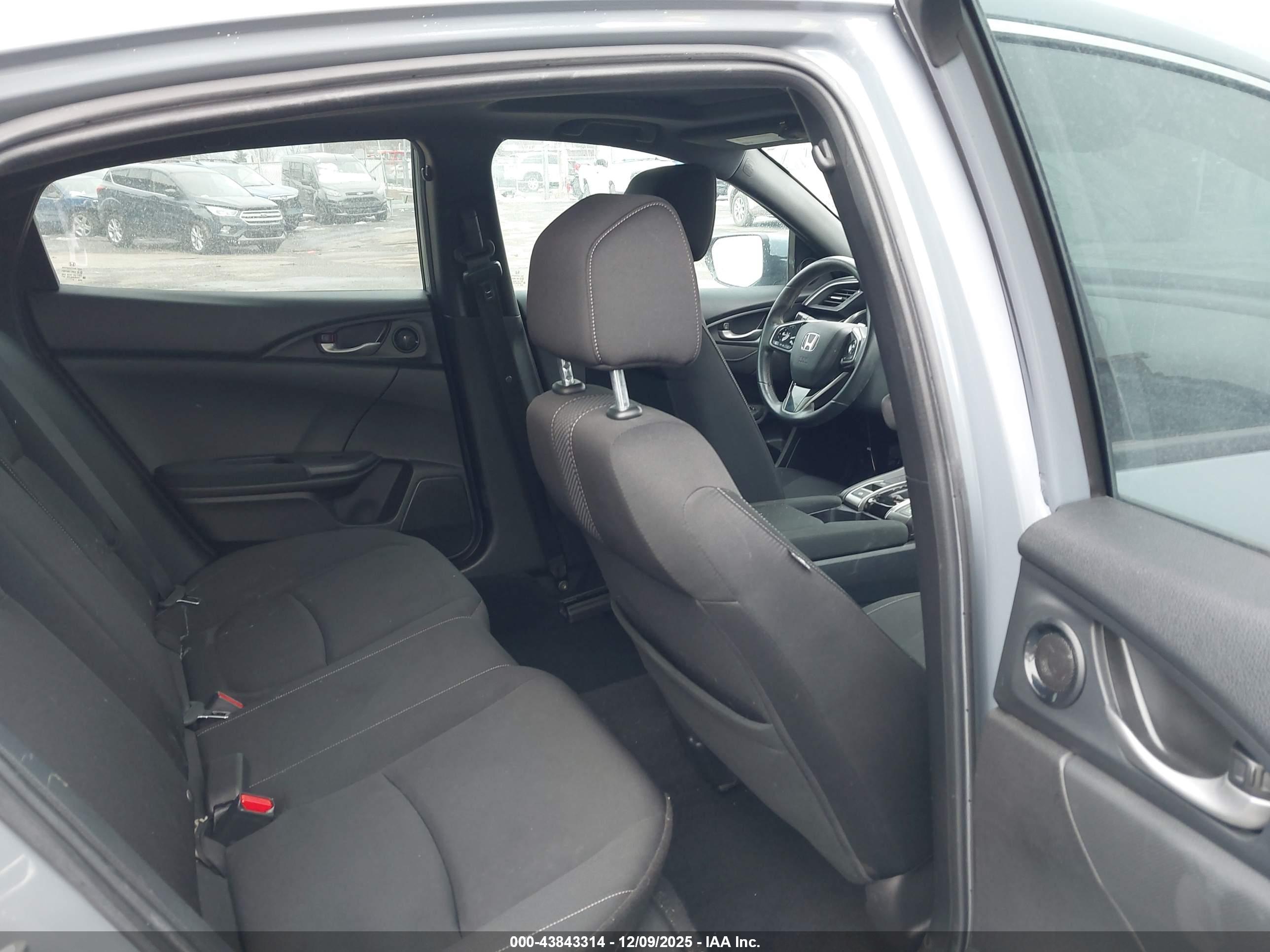 HONDA CIVIC image 8