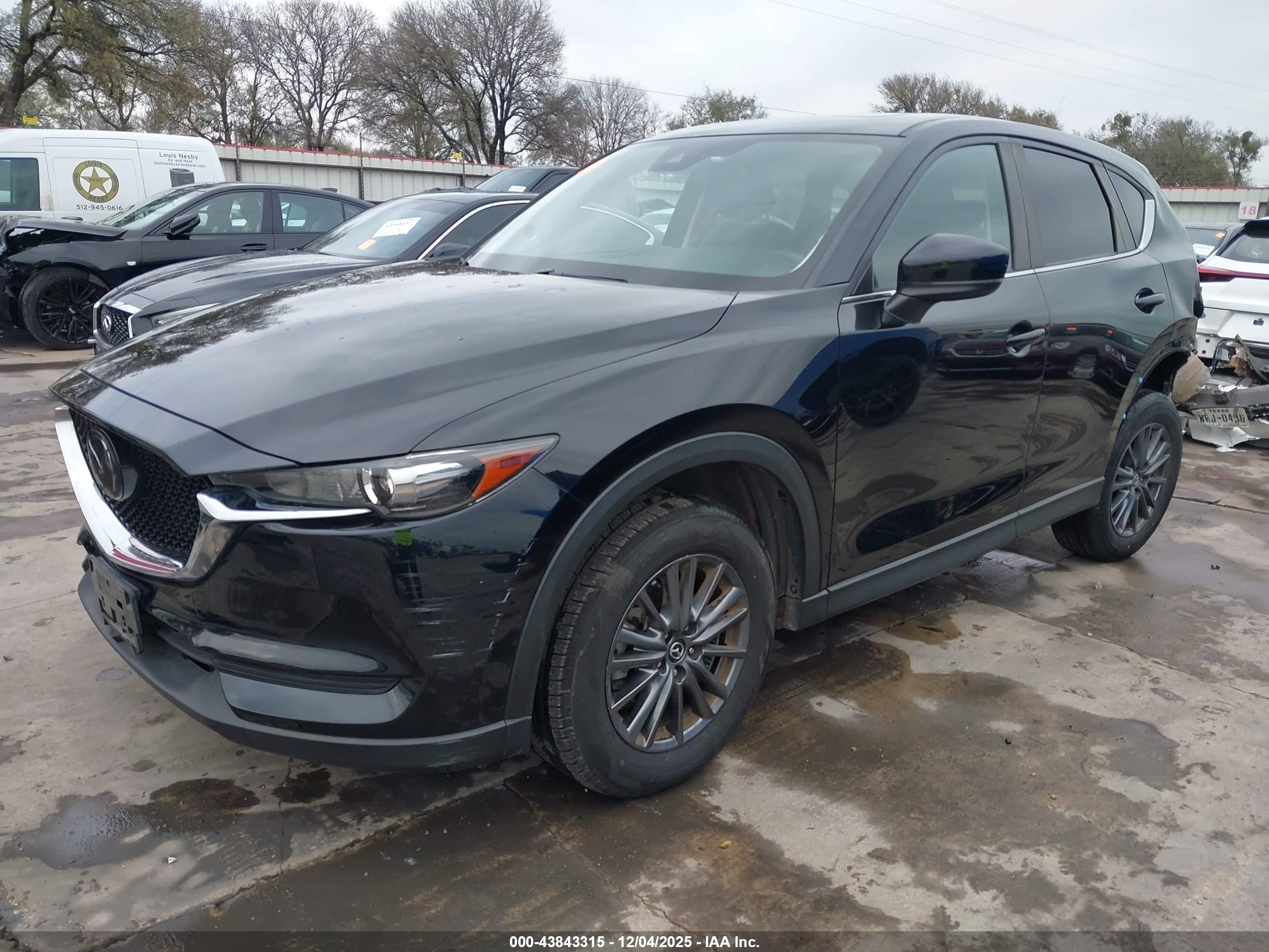 MAZDA CX-5 image 2