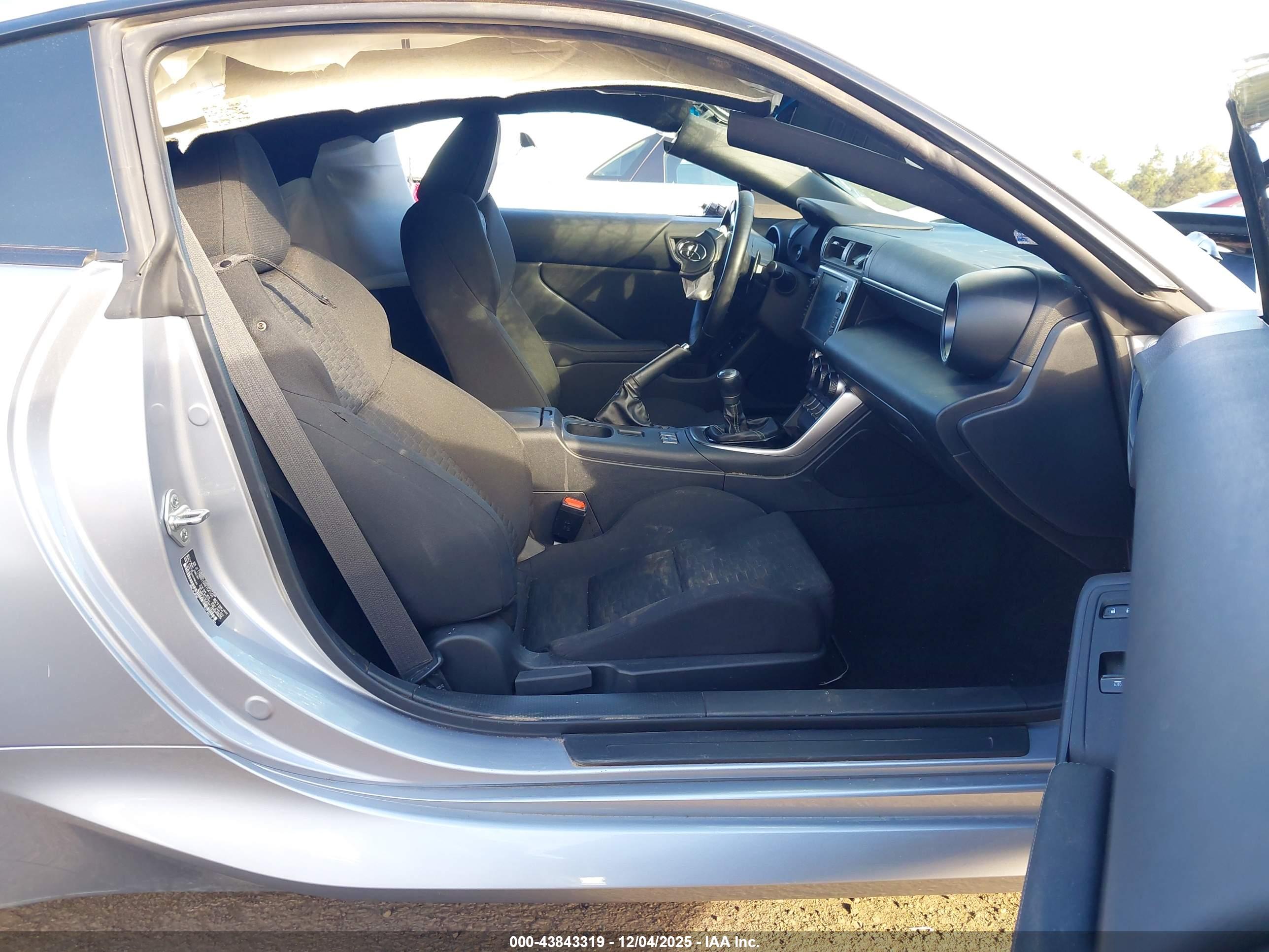 TOYOTA GR86 image 5