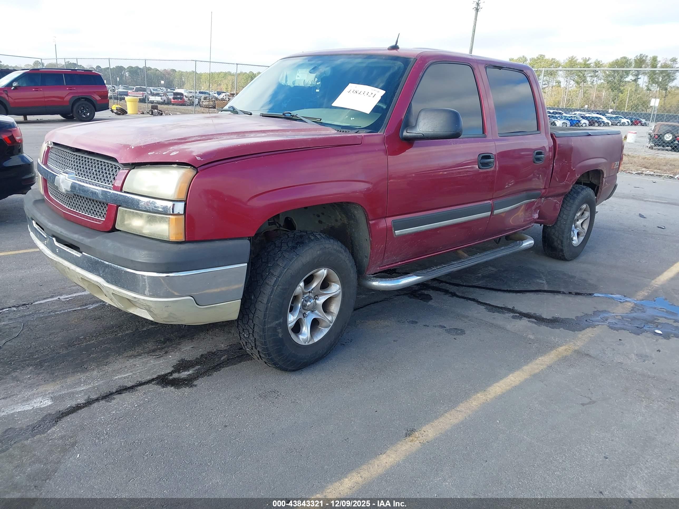 CHEVROLET SILVERADO image 2