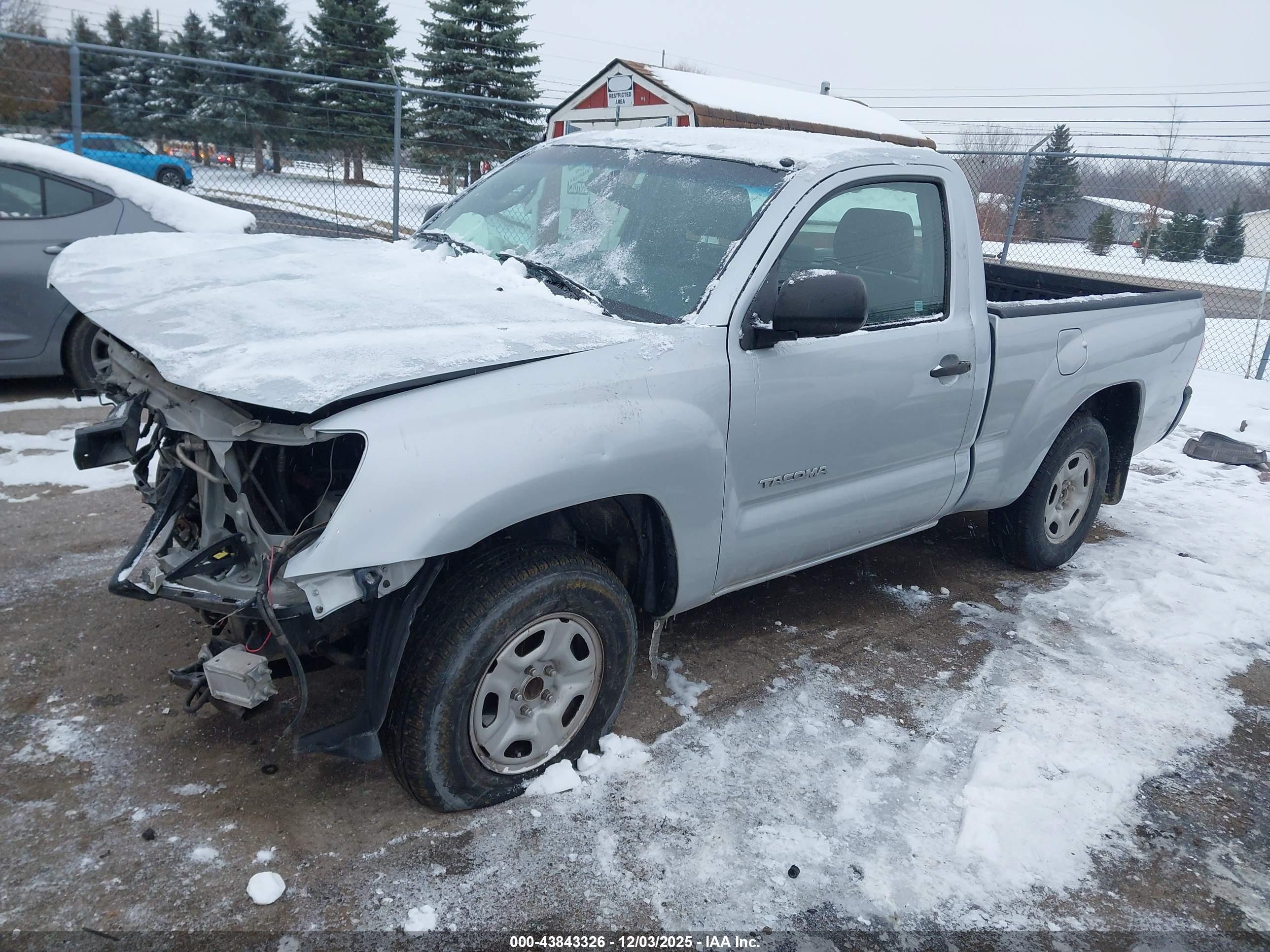 TOYOTA TACOMA image 2
