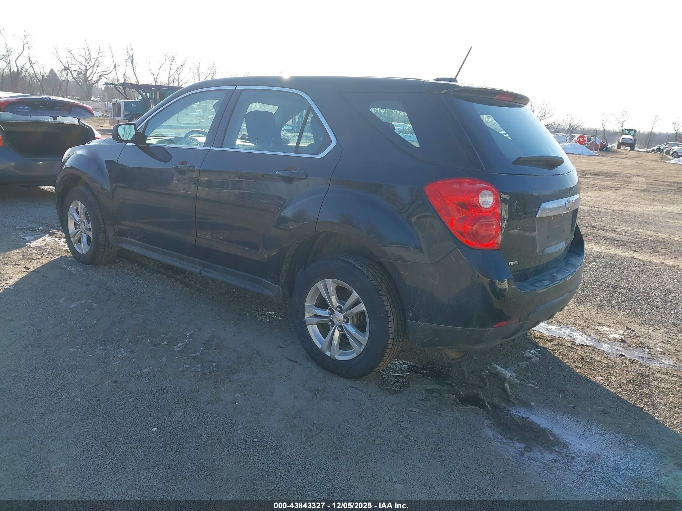 CHEVROLET EQUINOX image 3
